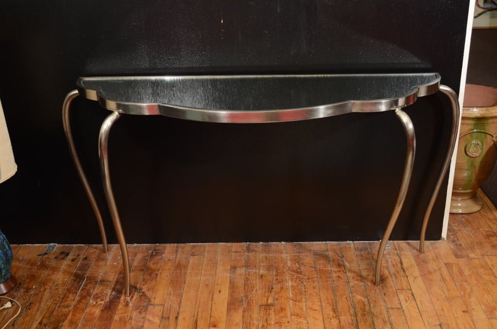 American Vintage Scalloped Console Table with Mirrored Top by Stark