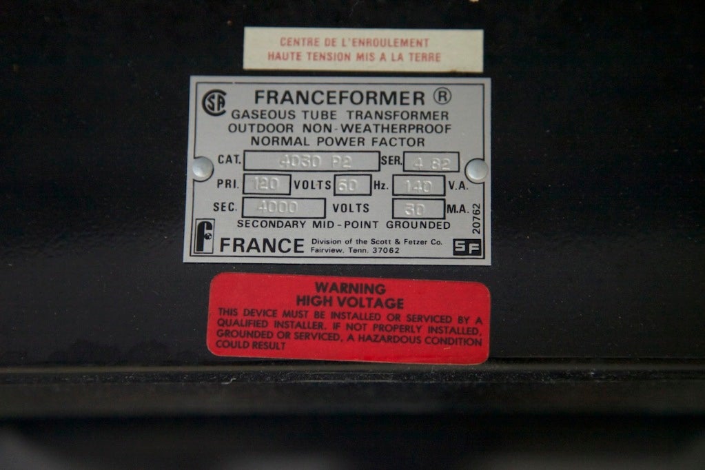 Pair of Lucite Nightstands | End Tables 6