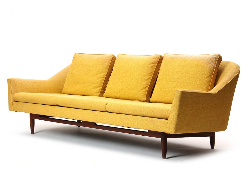 Mid-Century Modern Sofa by Jens Risom For Sale