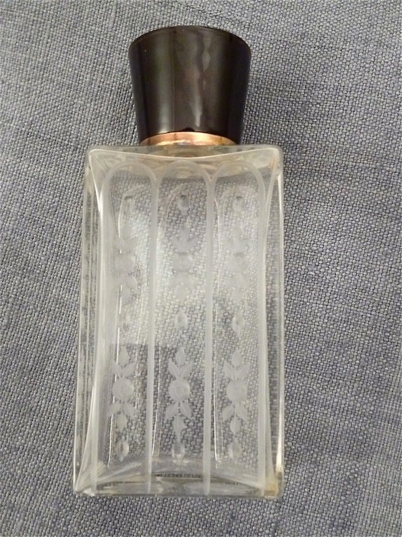 Set of Tortoiseshell & Silver Gilt Mounted Scent Bottles