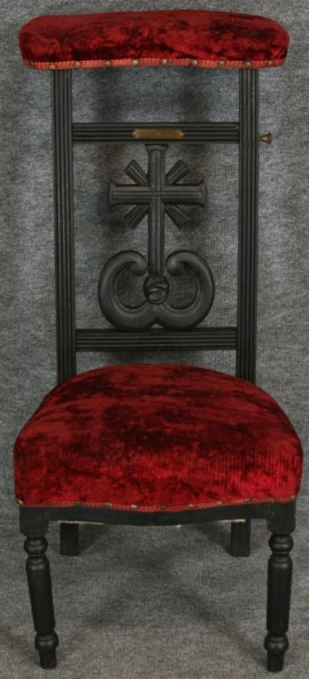 A French Prie Dieu Prayer Chair Kneeler with a carved cross on the back, turned legs, and original red velvet upholstery. A small plaque recognizes the owner, Madame Petitjean.
