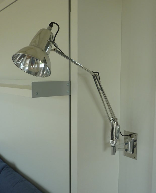 Pair of Vintage Wall Mount Anglepoise Lamps by George Cawardine In Excellent Condition In New York, NY