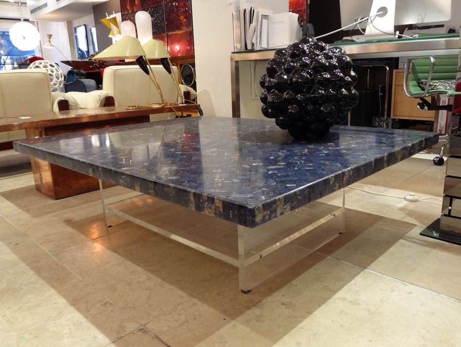 A Cocktail Table Deep Blue Marble and Lucite by JJ Hervy In Excellent Condition For Sale In New York, NY
