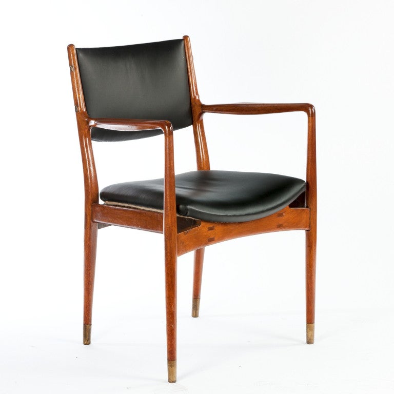 Desk chair by the Architect Dennis Lennon