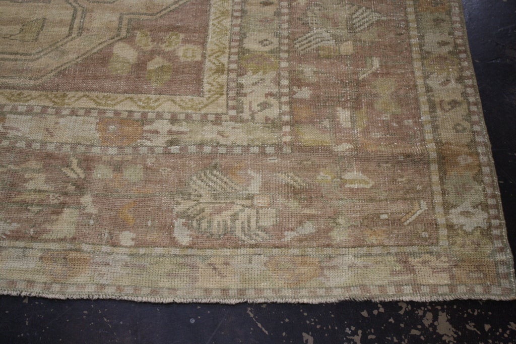 Tapis turc ancien d'Oushak avec style Shaker moderne en vente 3