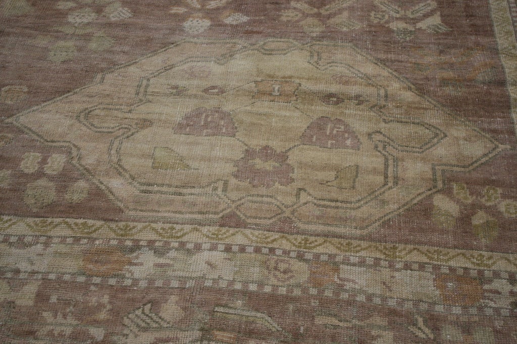 Oversized Antique Turkish Oushak Rug, Earth-Tone Elegance Meets Timeless Style For Sale 4