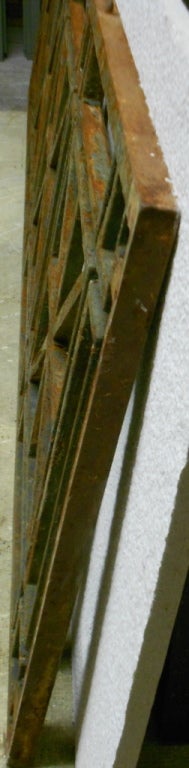 Early 20th Century Prairie-Style Cast-Iron Fencing 1