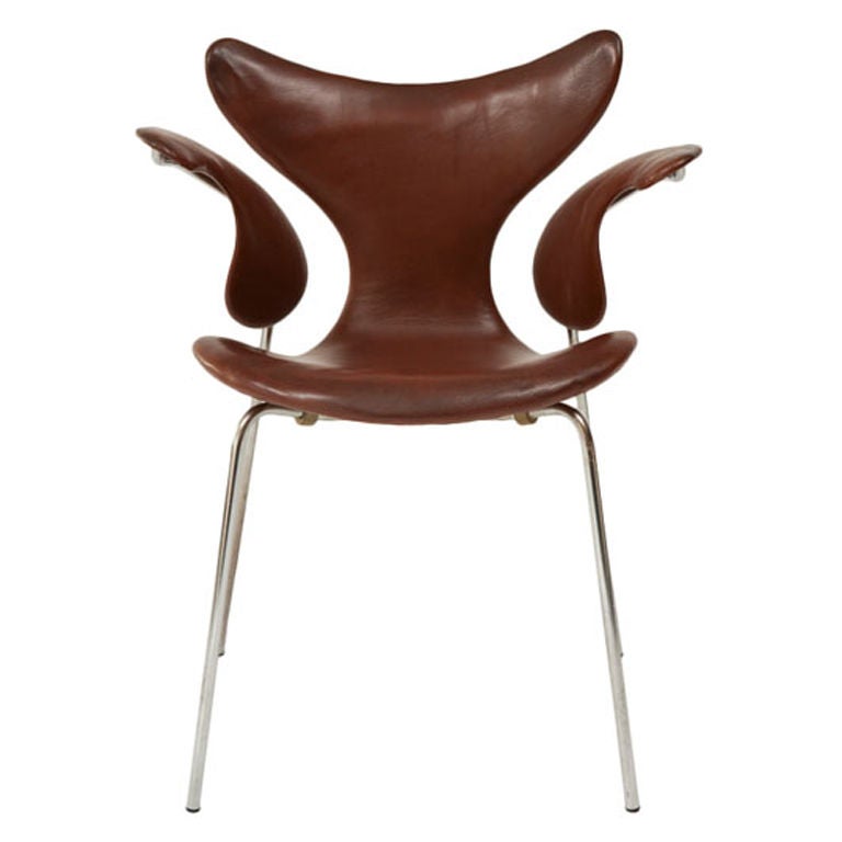 Arne Jacobsen "Seagull" Chair