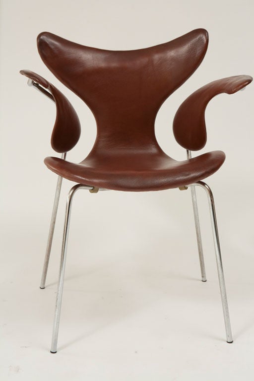 Arne Jacobsen "Seagull" Chair at 1stDibs