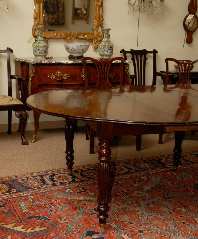 19th Century French Mahogany Dining Table with Turned Legs In Excellent Condition In Atlanta, GA