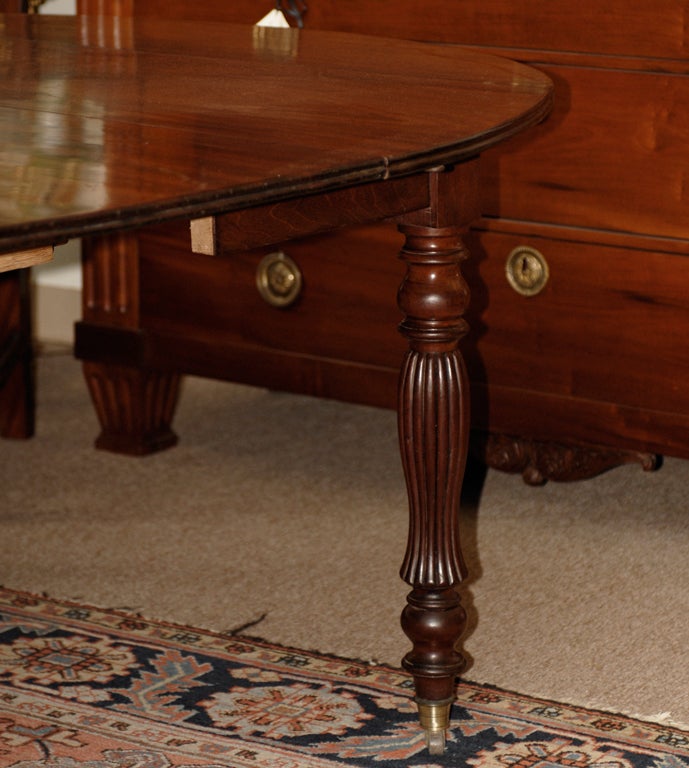 19th Century French Mahogany Dining Table with Turned Legs 2