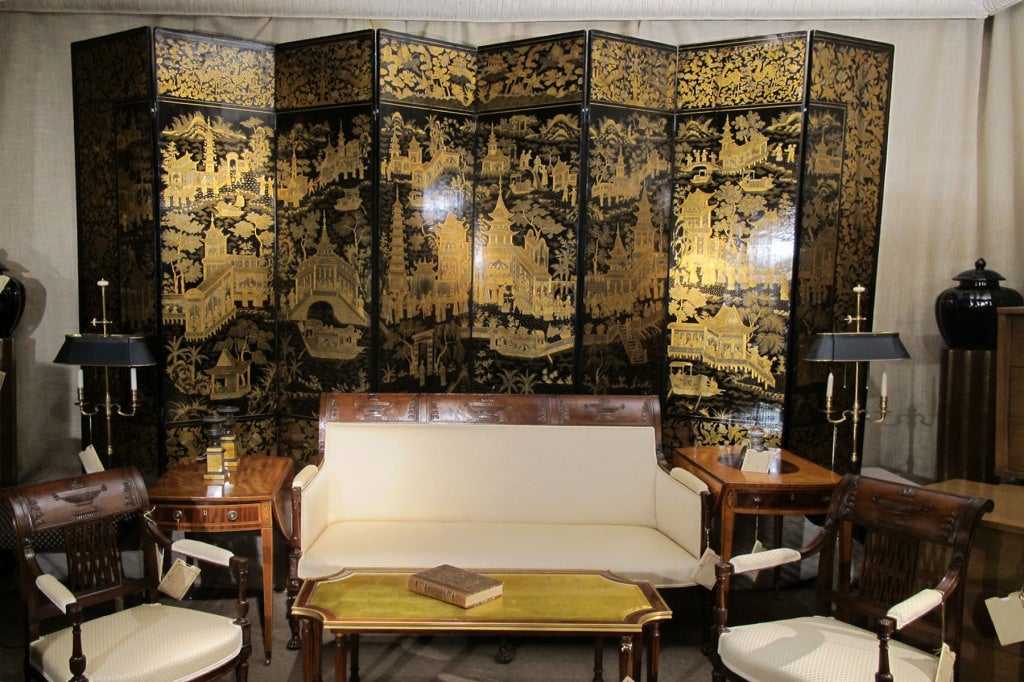 Chinese Lacquer Eight-Panel Screen. Early 19th Century In Excellent Condition In New York, NY