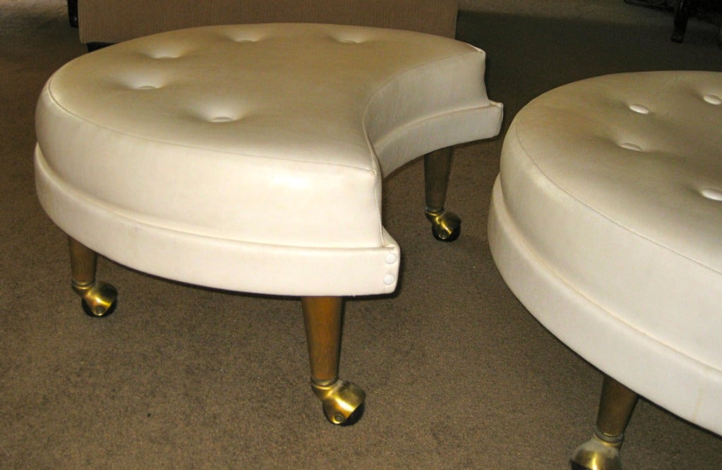 Adrian Pearsall Round Chaise & Ottoman on Casters 3