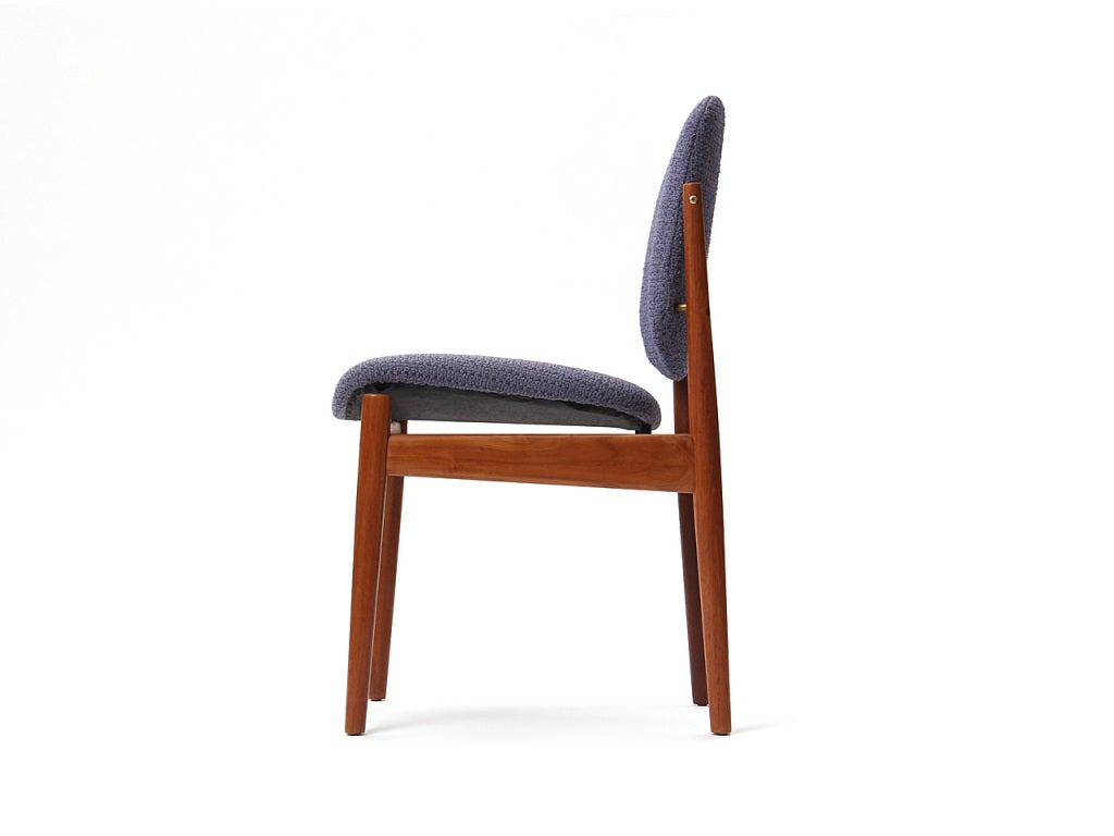 Scandinavian Modern Dining Chairs by Arne Vodder For Sale