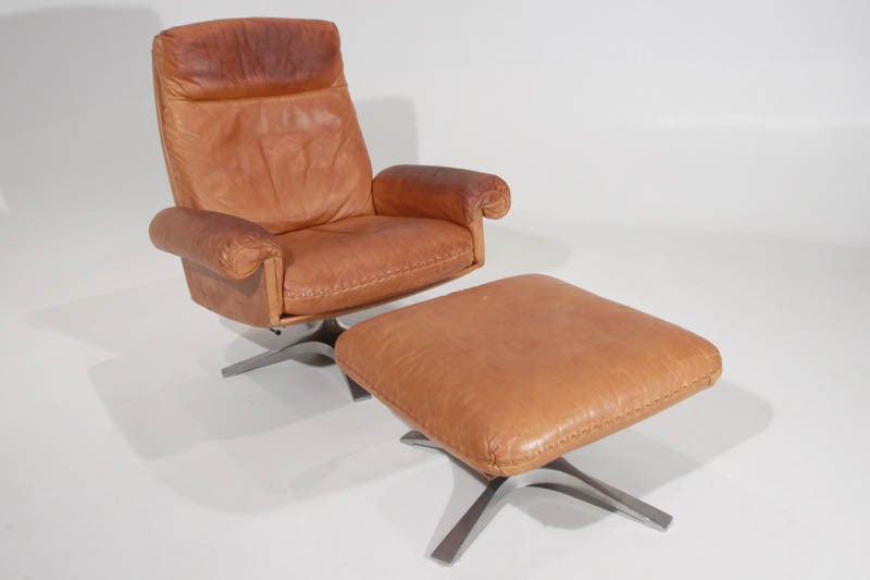 Swiveling caramel leather armchair and ottoman by De Sede In Good Condition In Hollywood, CA