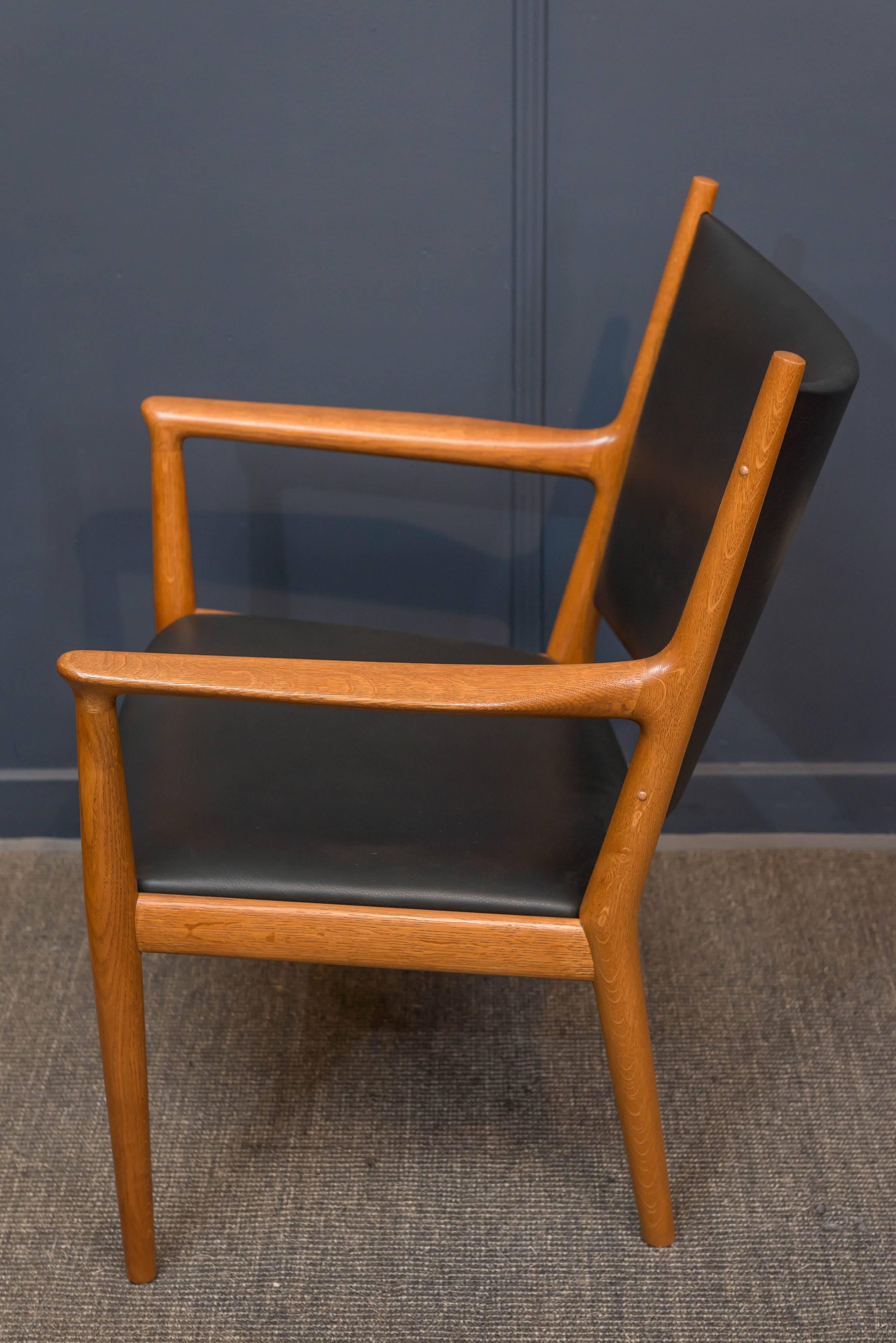 Hans J Wegner Lounge Chair In Excellent Condition For Sale In San Francisco, CA