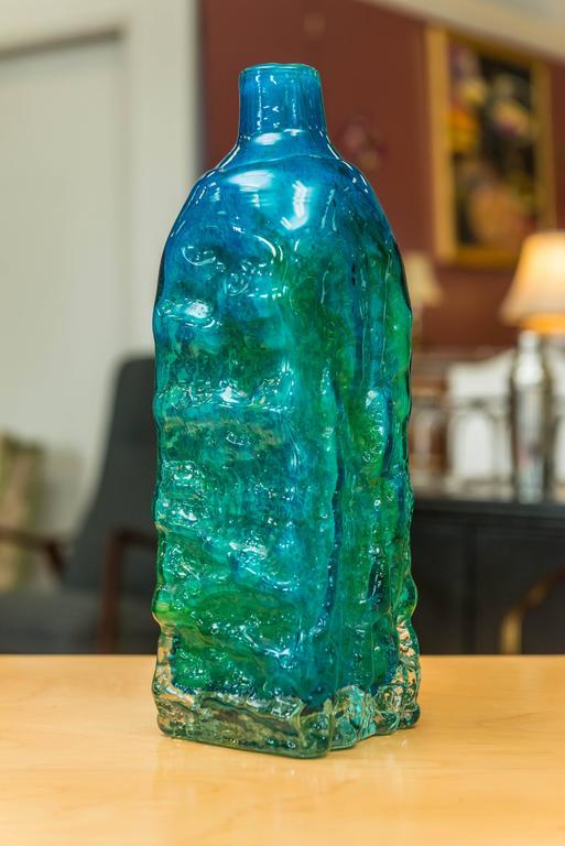 Large Mdina Glass Textured Vase by Michael Harris In Good Condition In San Francisco, CA