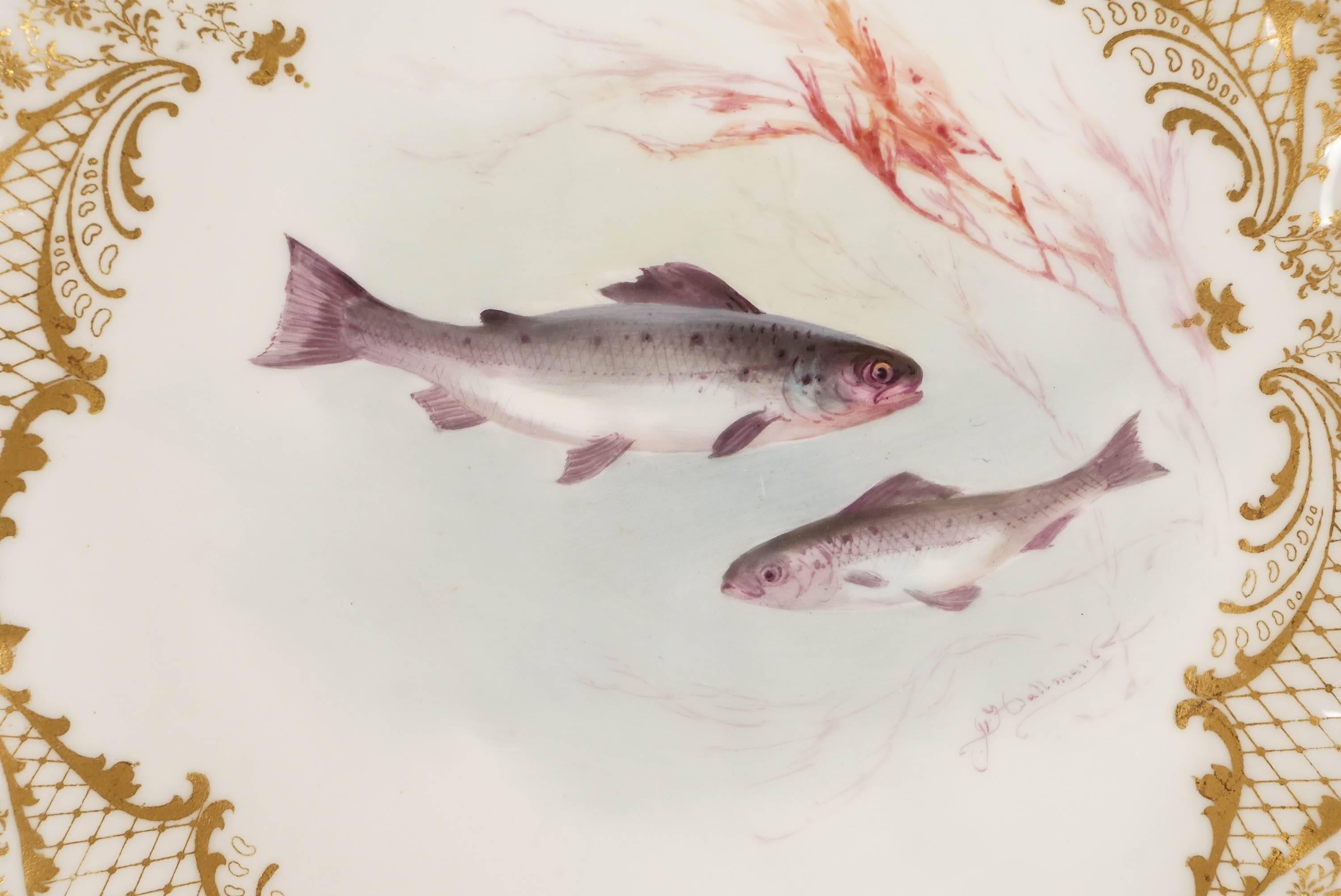 Fin du XIXe siècle 11 assiettes à poisson à thème aquatique peintes à la main et signées Doulton Burslem, 19ème siècle en vente
