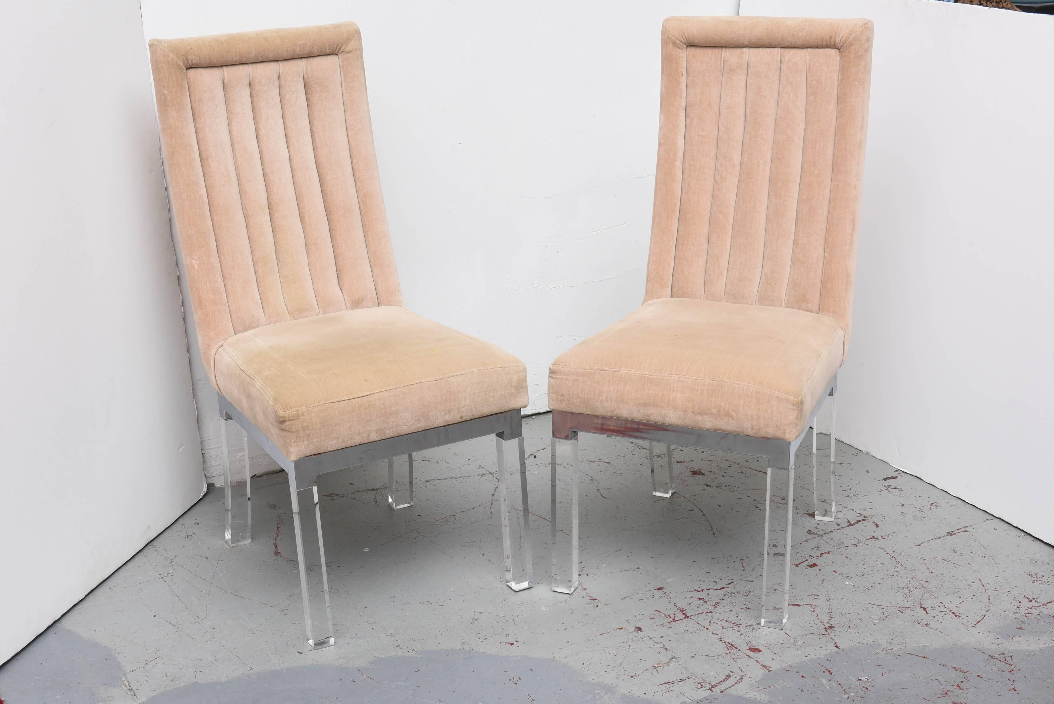 Set of EIGHT Charles Hollis Jones Lucite Legged Dining Chairs, USA, 1970s In Good Condition For Sale In Miami, FL