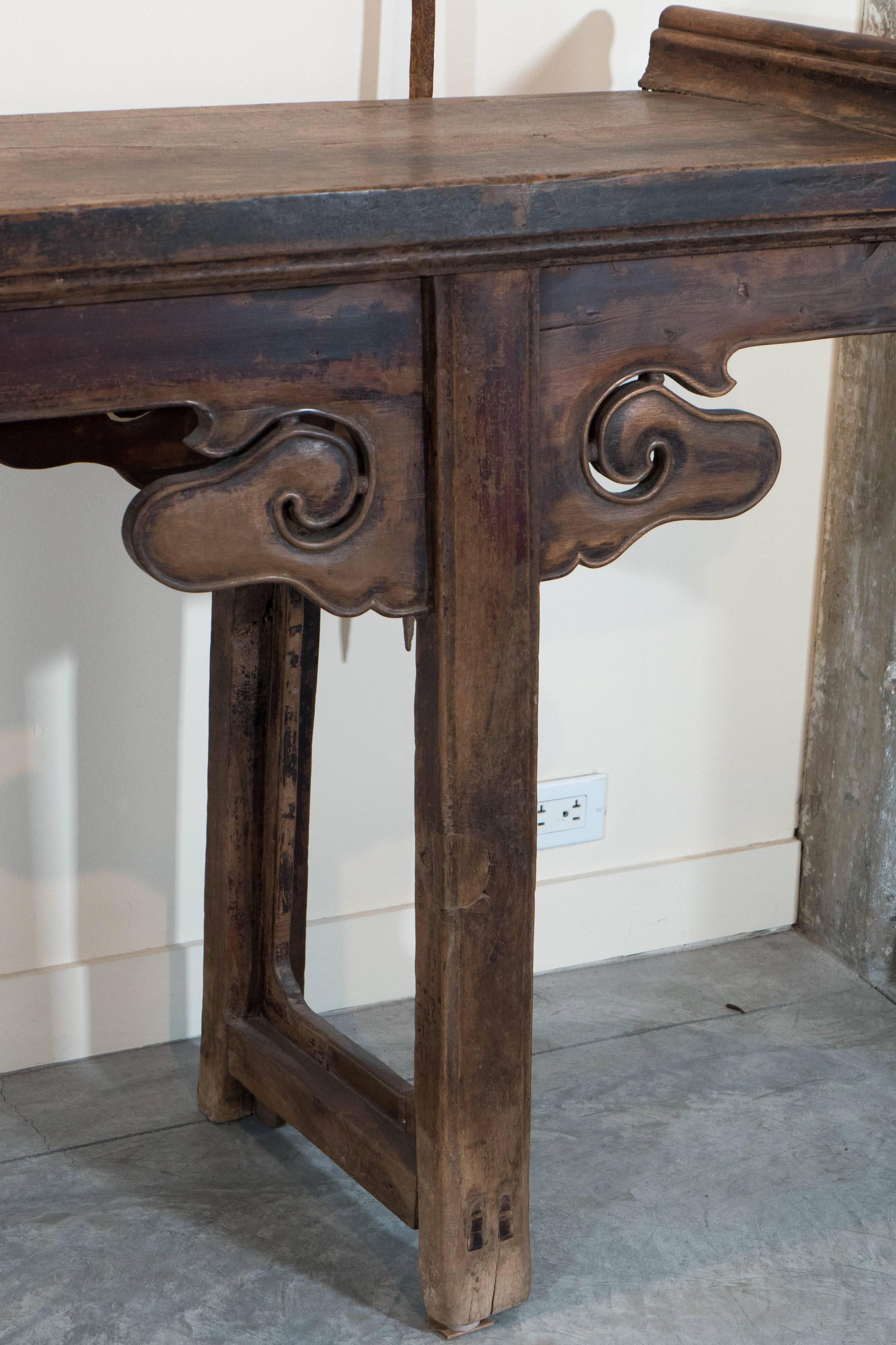 18th Century Chinese Walnut Altar Table For Sale 1