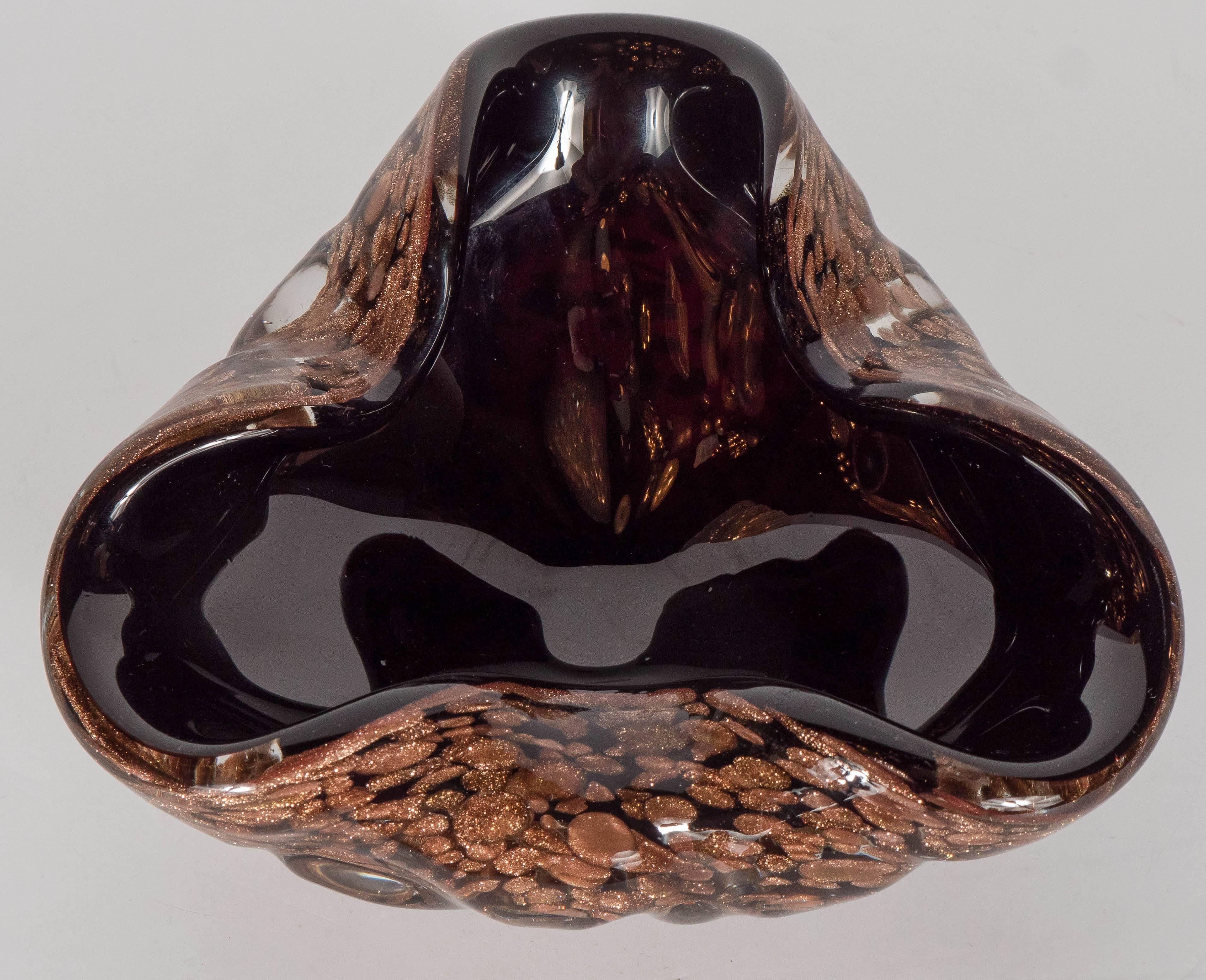 Mid-Century Modernist Murano Bowl with 24-Karat Rose Gold In Excellent Condition In New York, NY