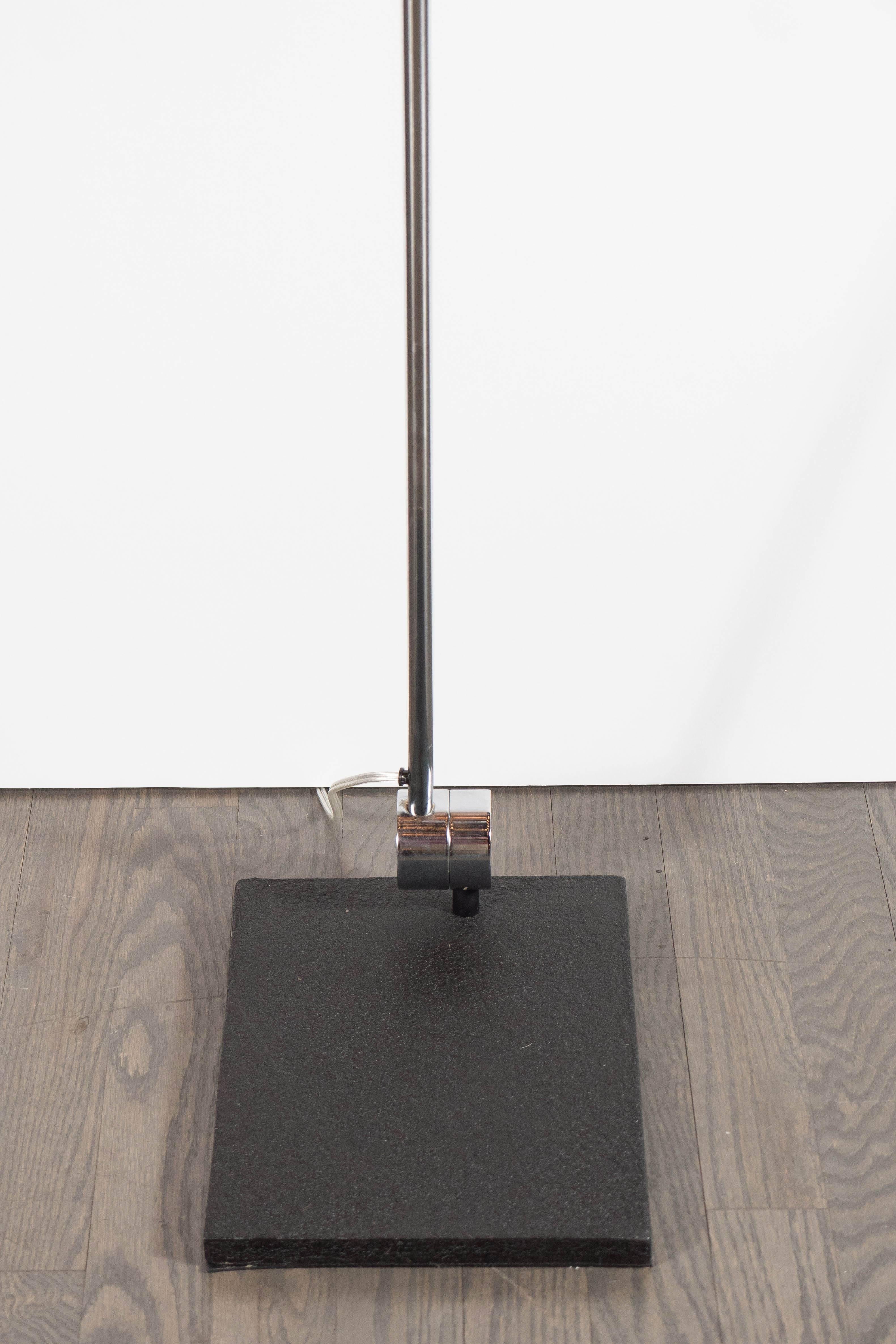 Adjustable Mid-Century Modernist Floor Lamp by Robert Sonneman In Excellent Condition In New York, NY