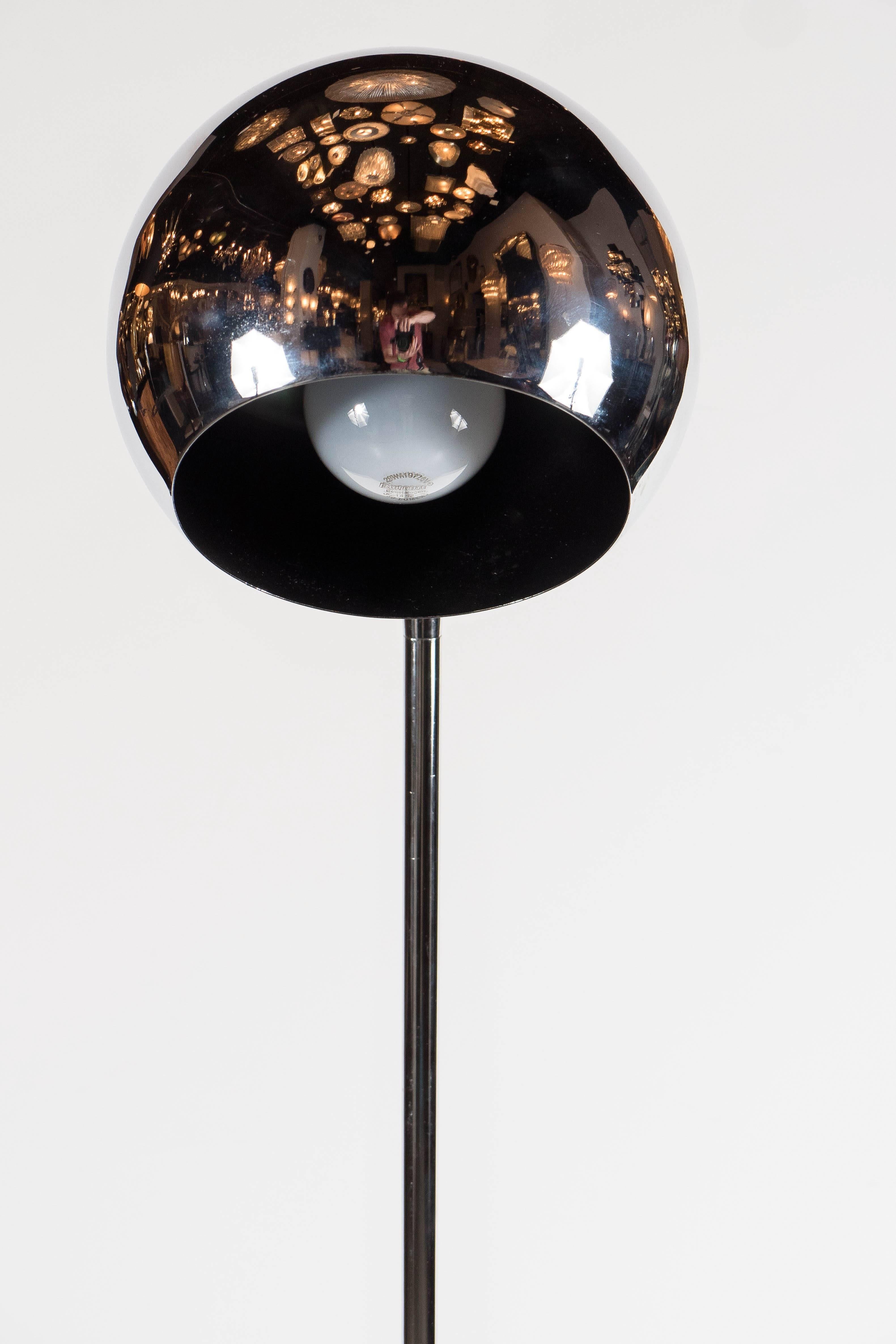 20th Century Adjustable Mid-Century Modernist Floor Lamp by Robert Sonneman