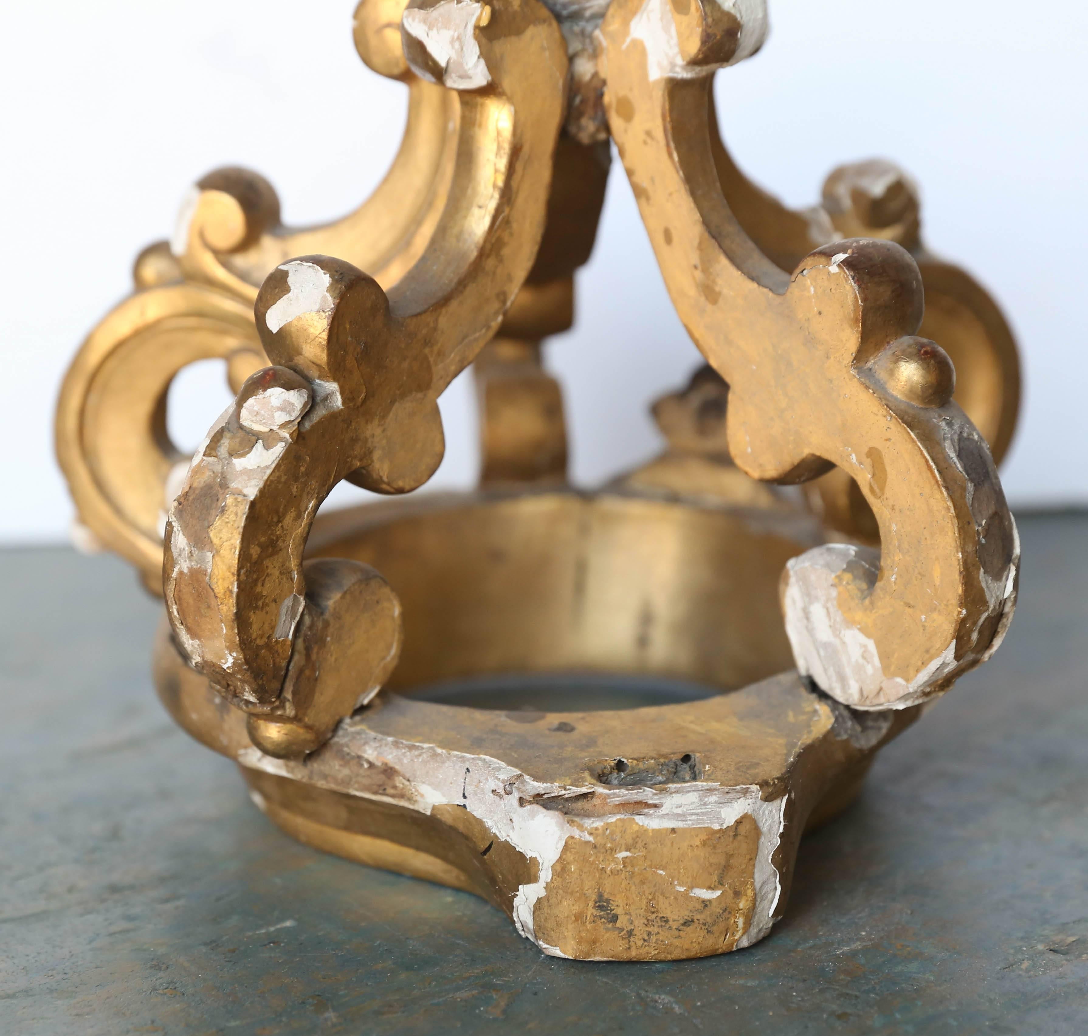 Giltwood 19th Century Italian Gold Gilt Crown