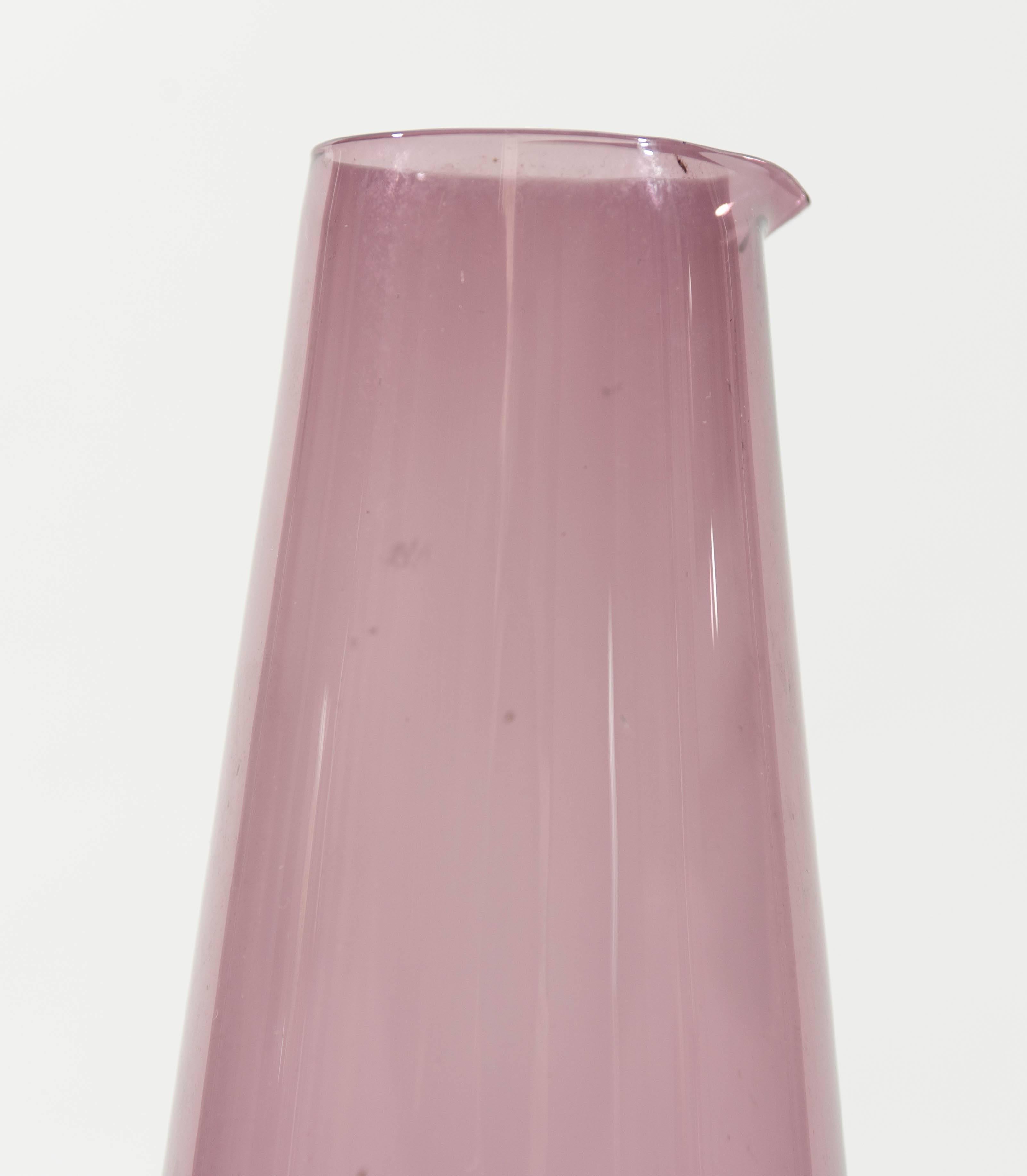 Mid-20th Century Timo Sarpaneva Two Pink Glass Bird Bottle and One Aurinkopallo Sun Ball For Sale