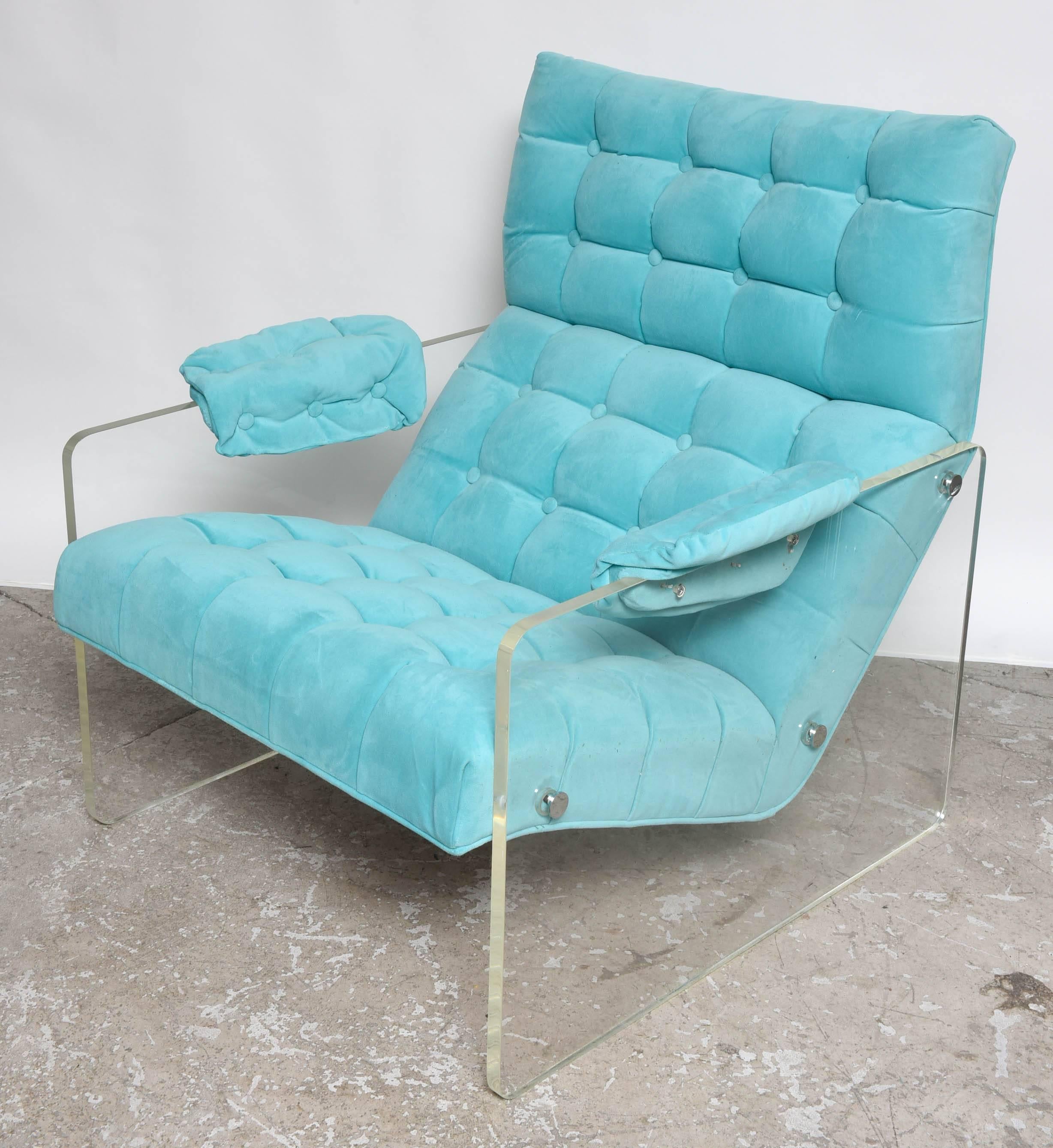 Mid century Modern Floating Lucite Lounge Chair and Ottoman Pace style In Good Condition In Miami, FL