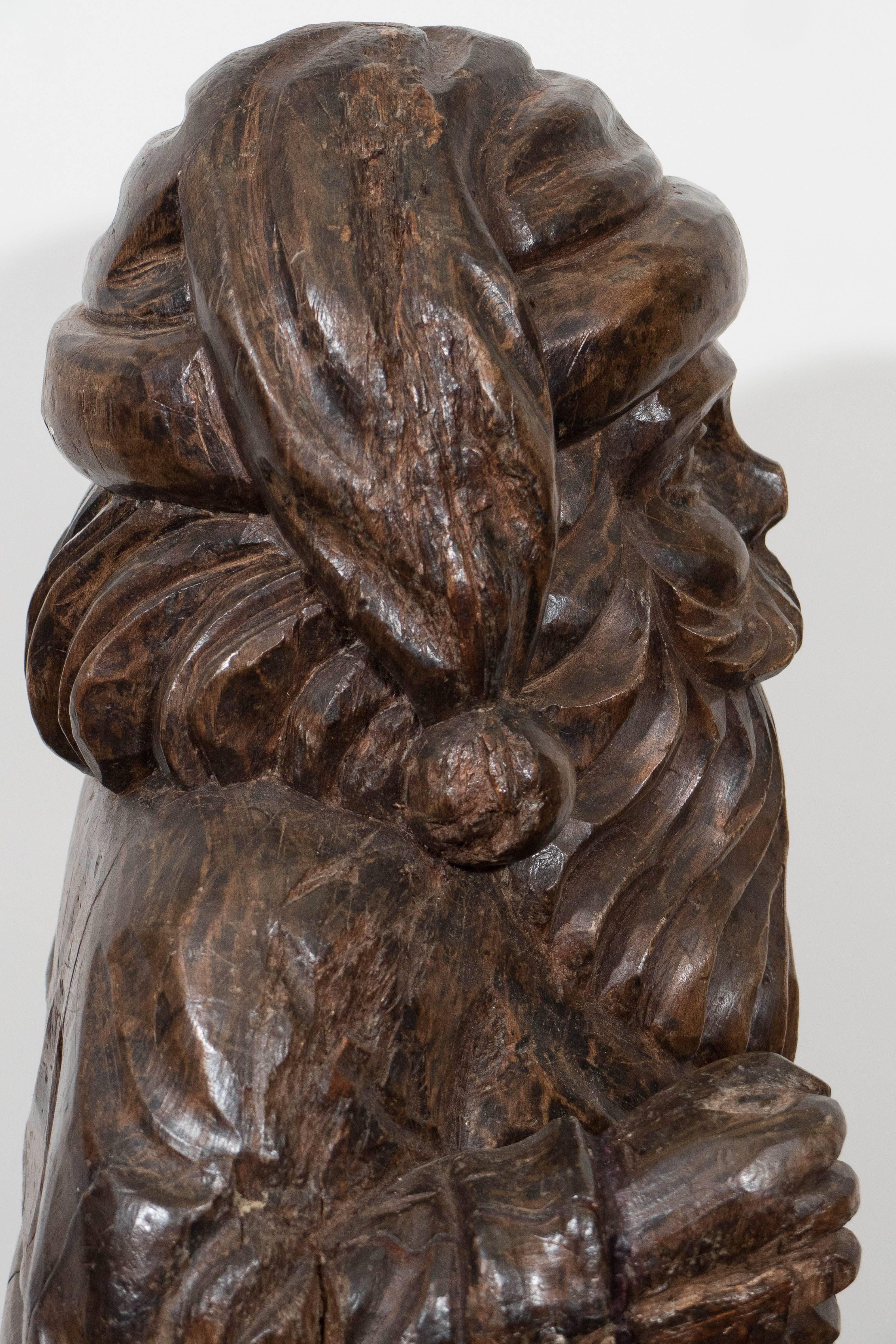 Black Forest Early 20th Century Carved Santa Claus Figure in Solid Wood