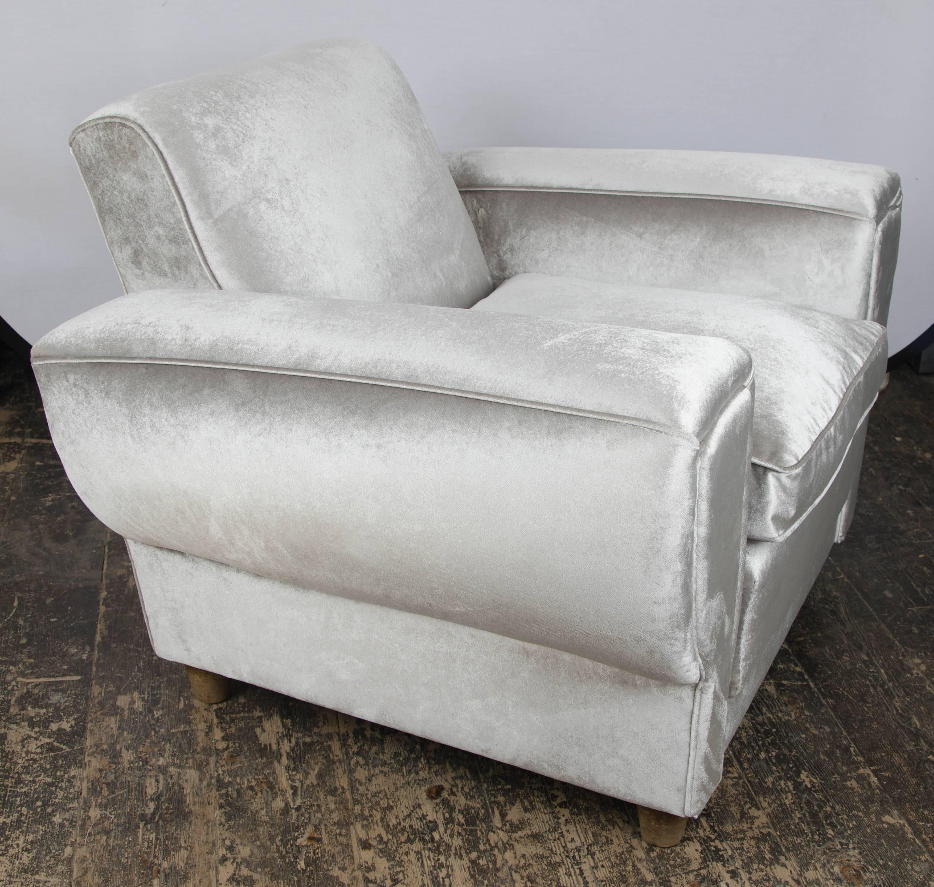 20th Century Pair of Art Deco Style Italian 1940s Armchairs For Sale