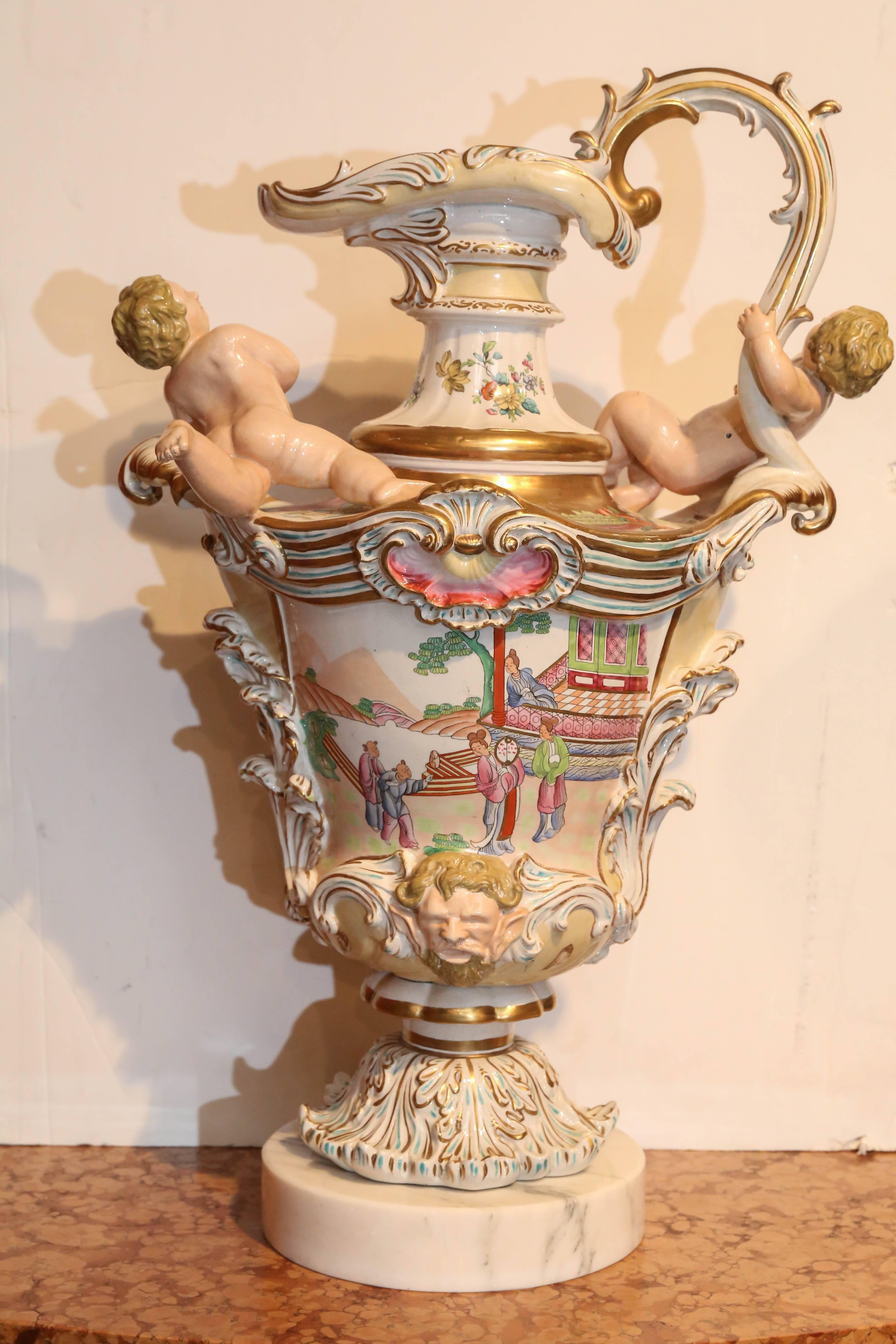 Large porcelain vase- English Mason's mark in the form of a  Ewer, 19th Century For Sale 3