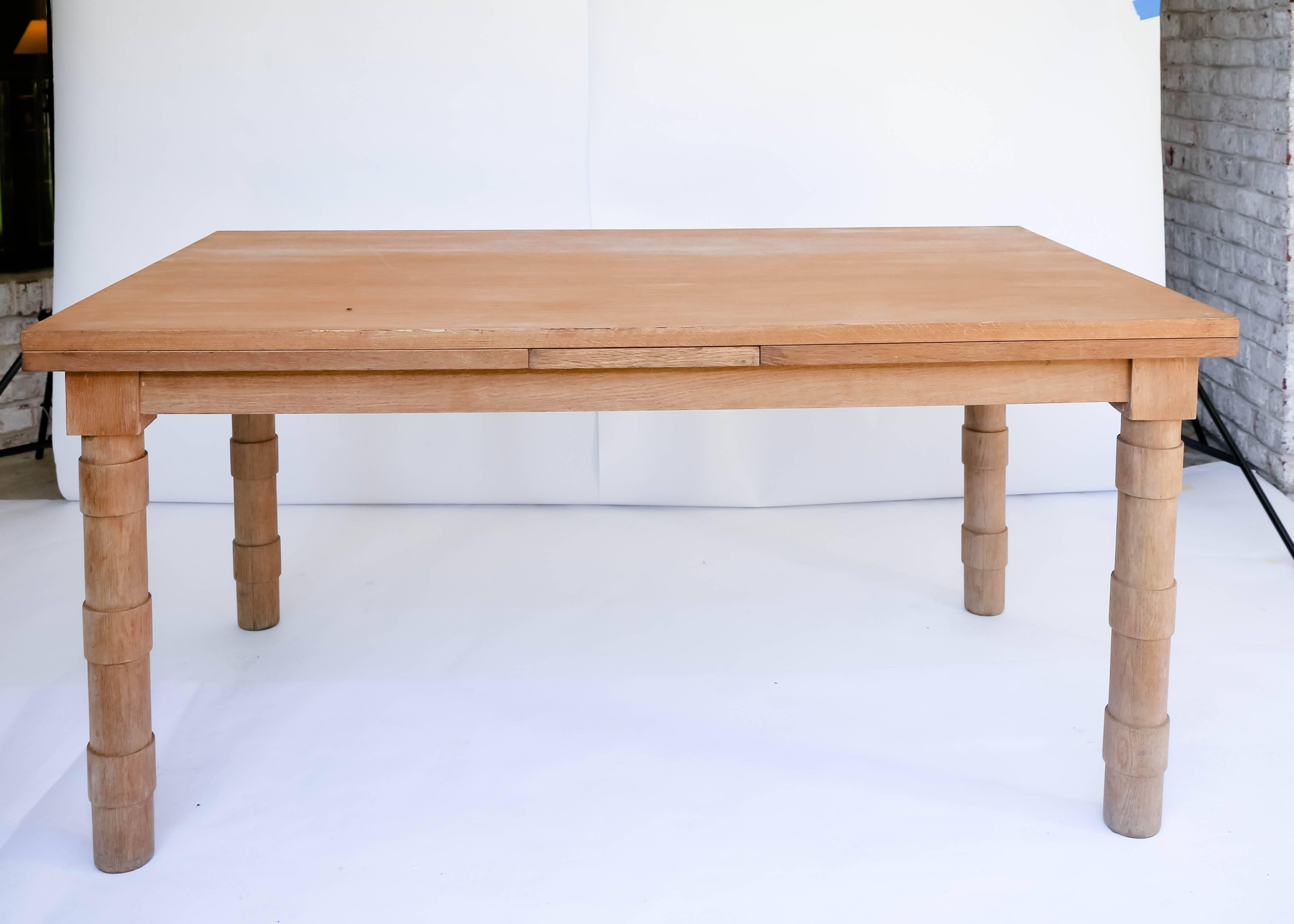 French Modernist Oak Dining Table In Excellent Condition In New York City, NY