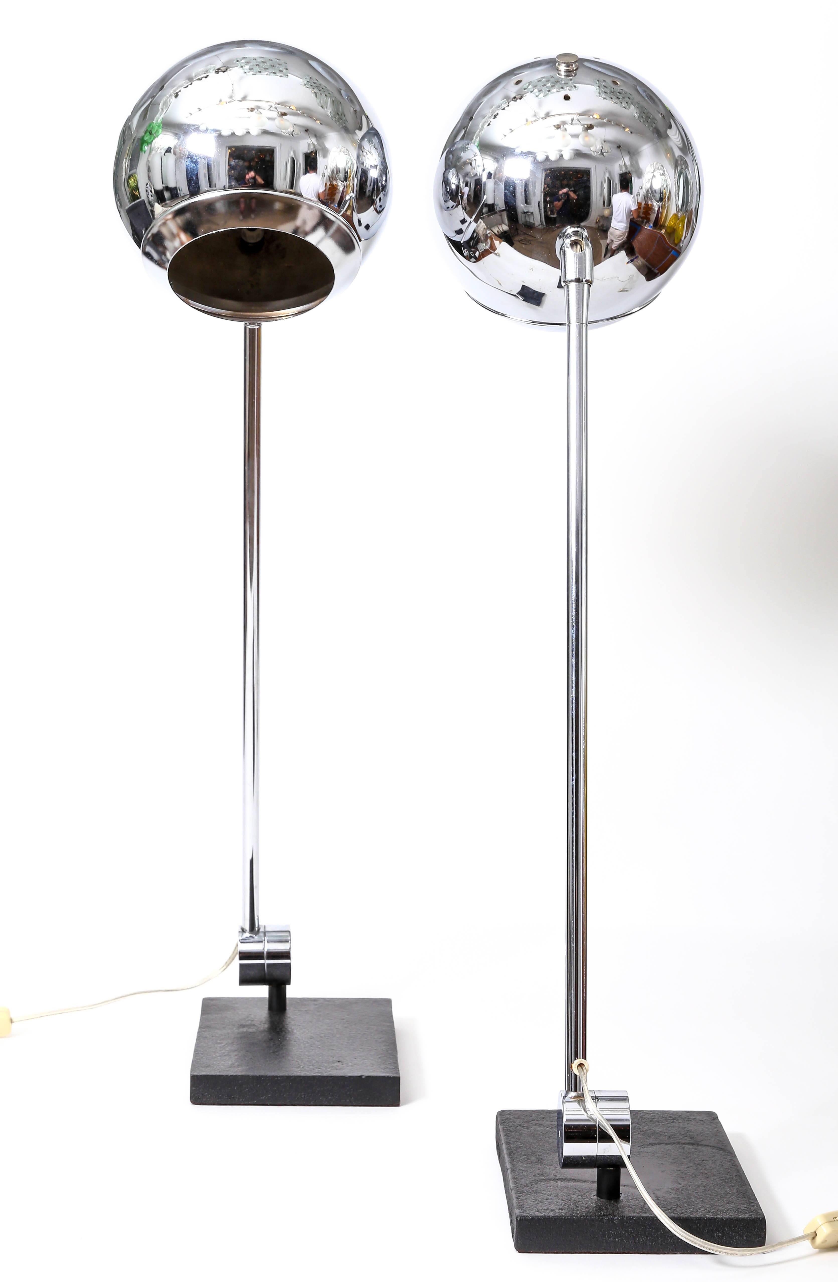 Mid-Century Modern Pair of Polished Metal Orb Table Lamps by Robert Sonneman