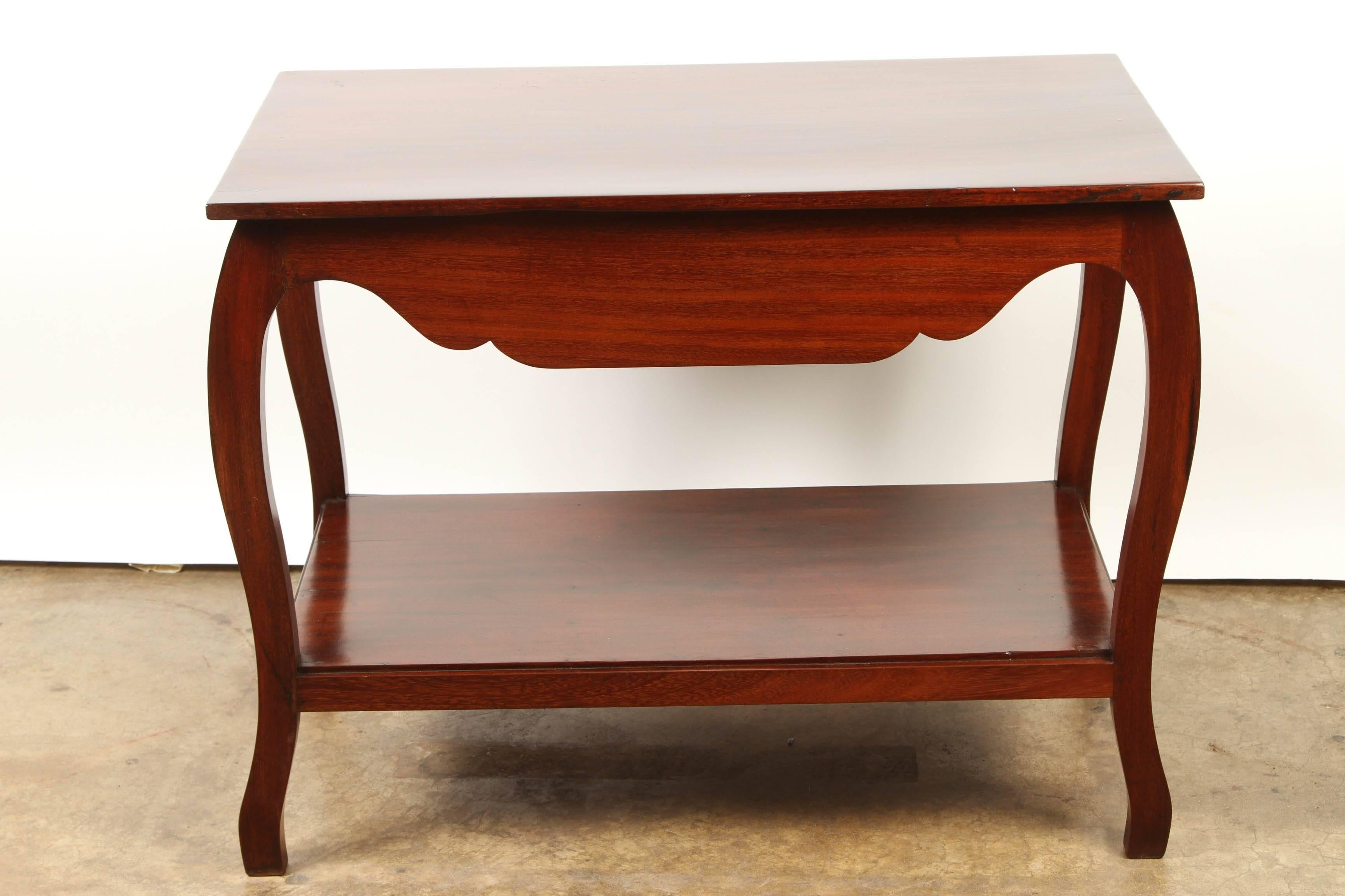 Table d'appoint coloniale française en bois de rose vietnamien en vente 3