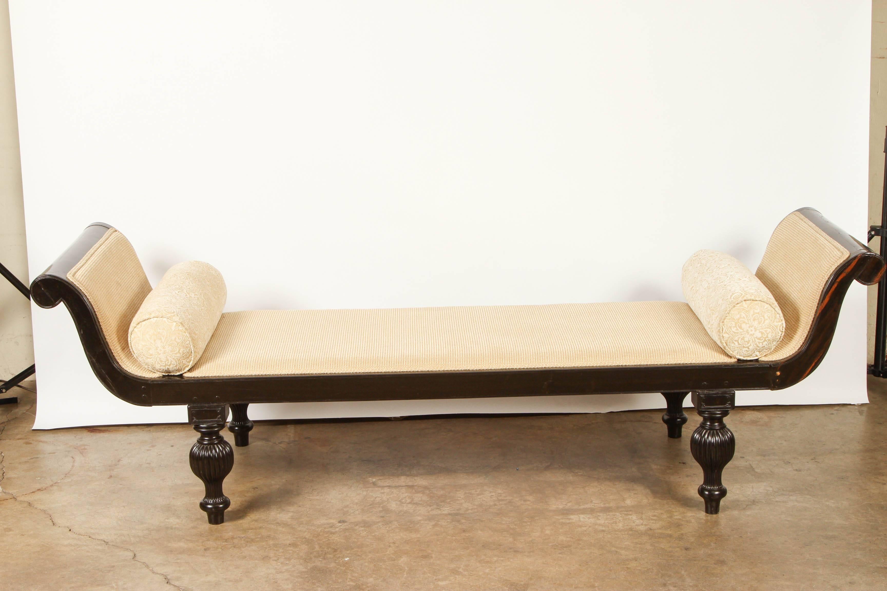 Classic British Colonial Ebony Chaise Longue 4