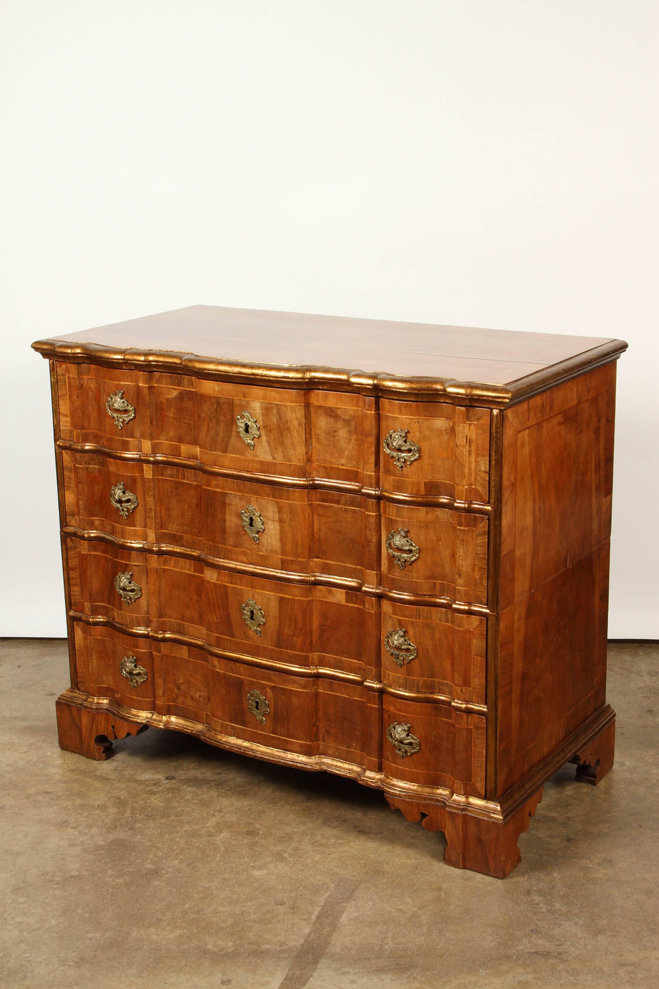 Danish Rococo chest of drawers with key 1