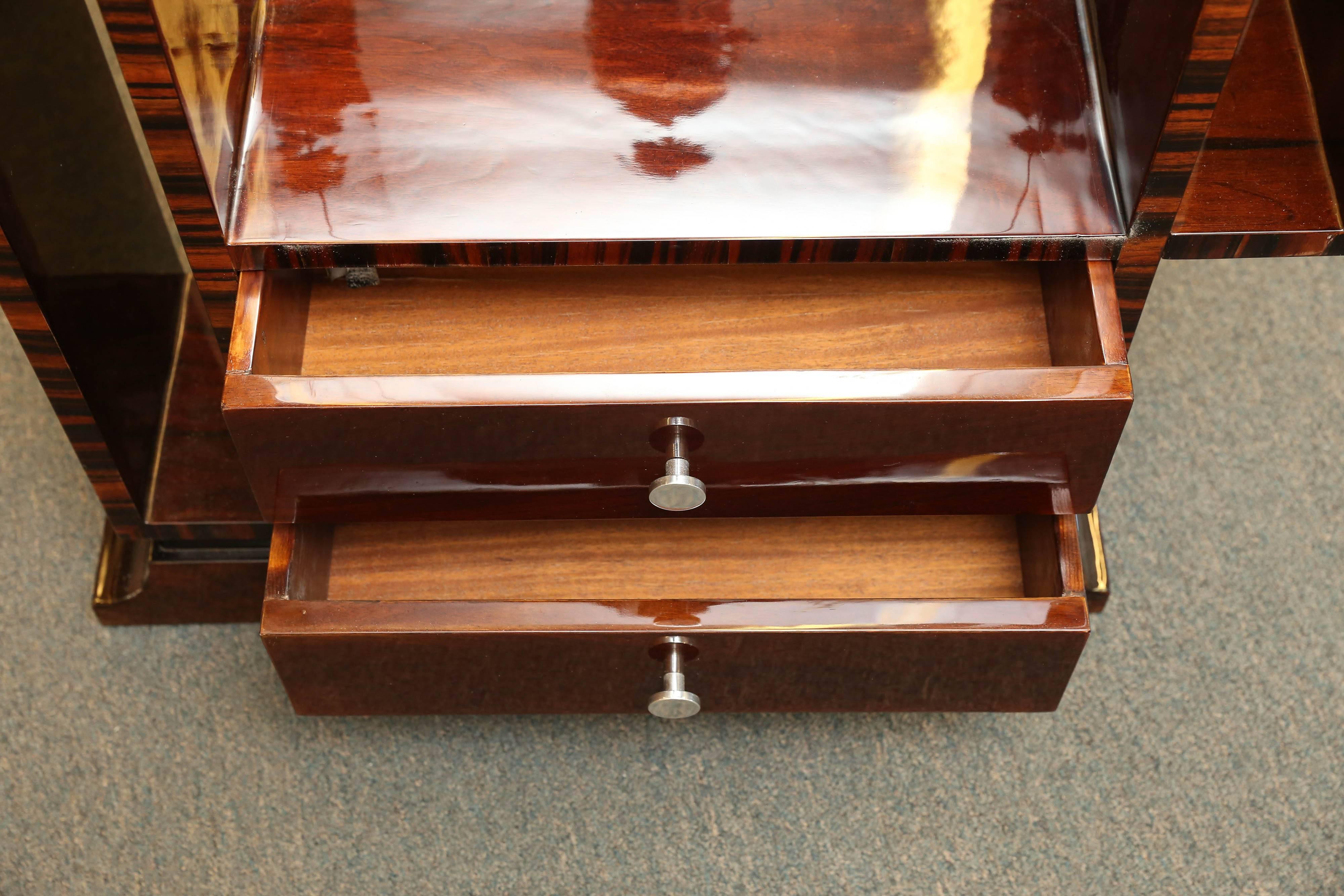 Art Deco French Floor Mirror in Macassar and Walnut Wood In Excellent Condition In Houston, TX