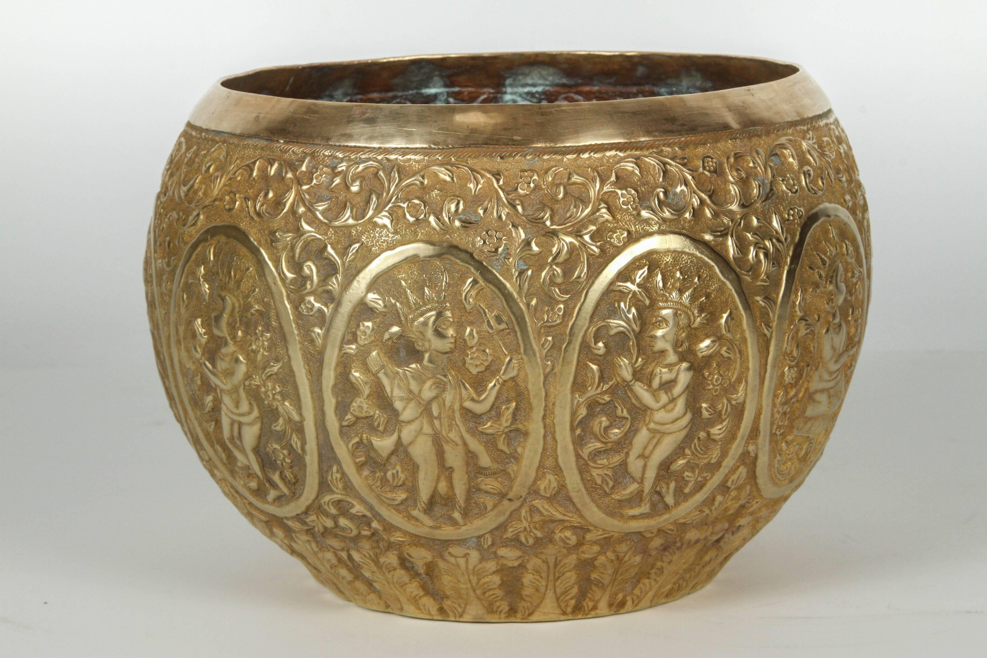 Polished Indo-Persian Brass Hand-Etched Jardiniere In Good Condition In North Hollywood, CA