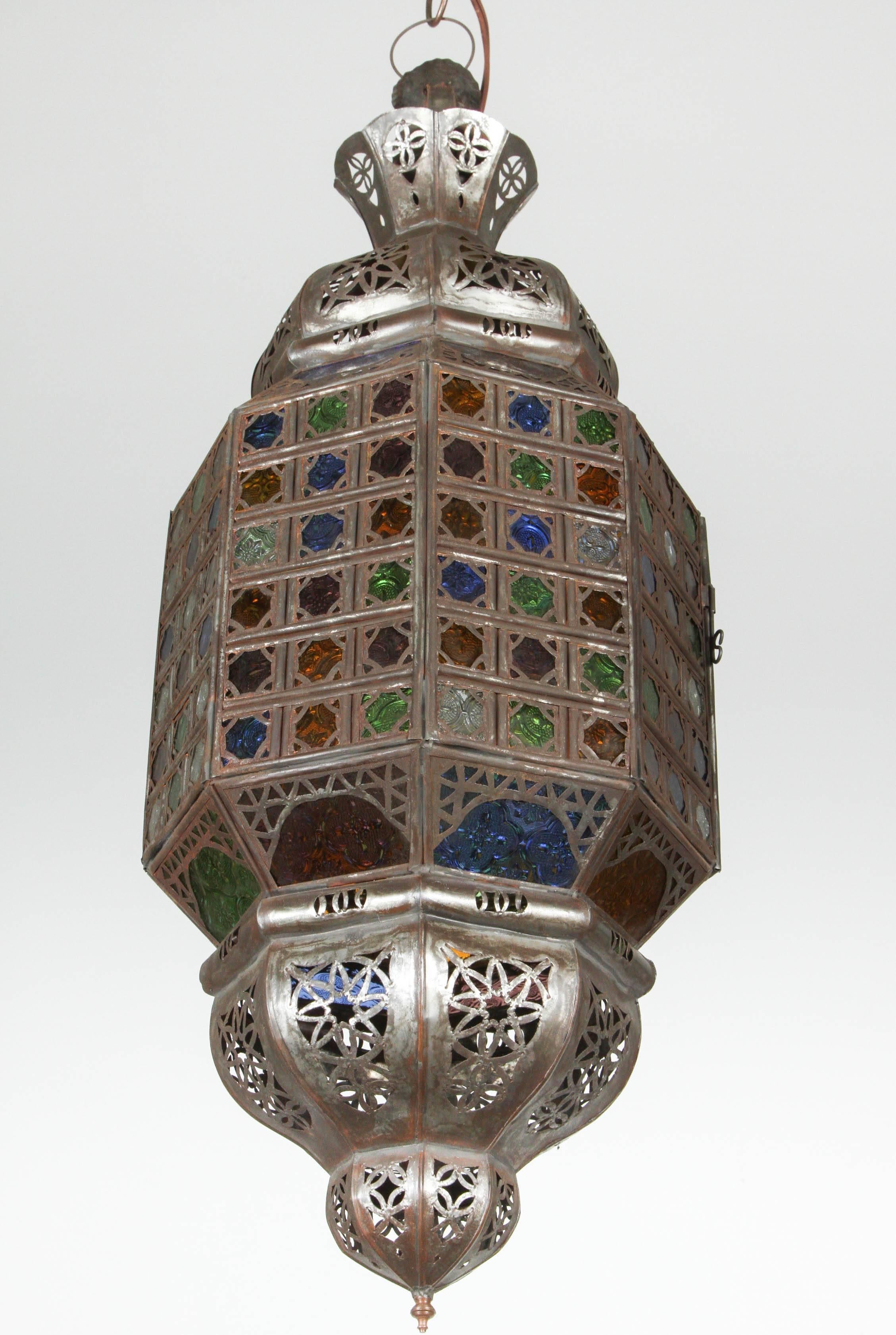 Moroccan Metal Moorish Lantern with Stained Glass In Good Condition In North Hollywood, CA