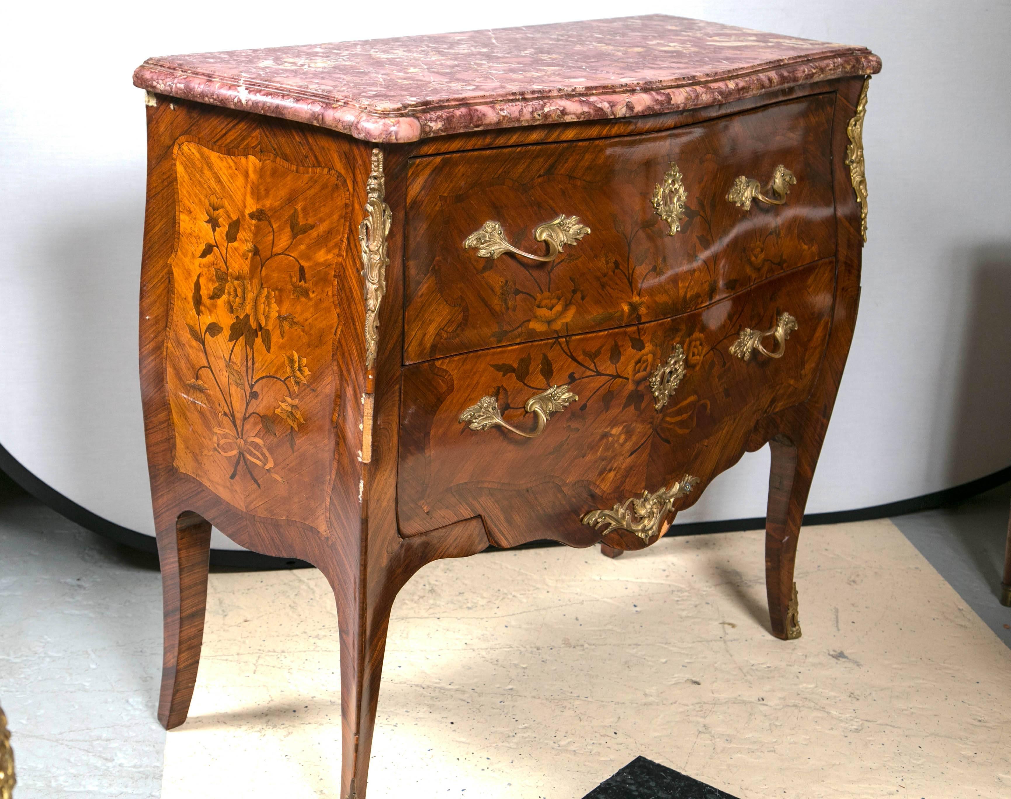 Pair of Period 18th Century Bombe Commodes or Large Nightstands 2