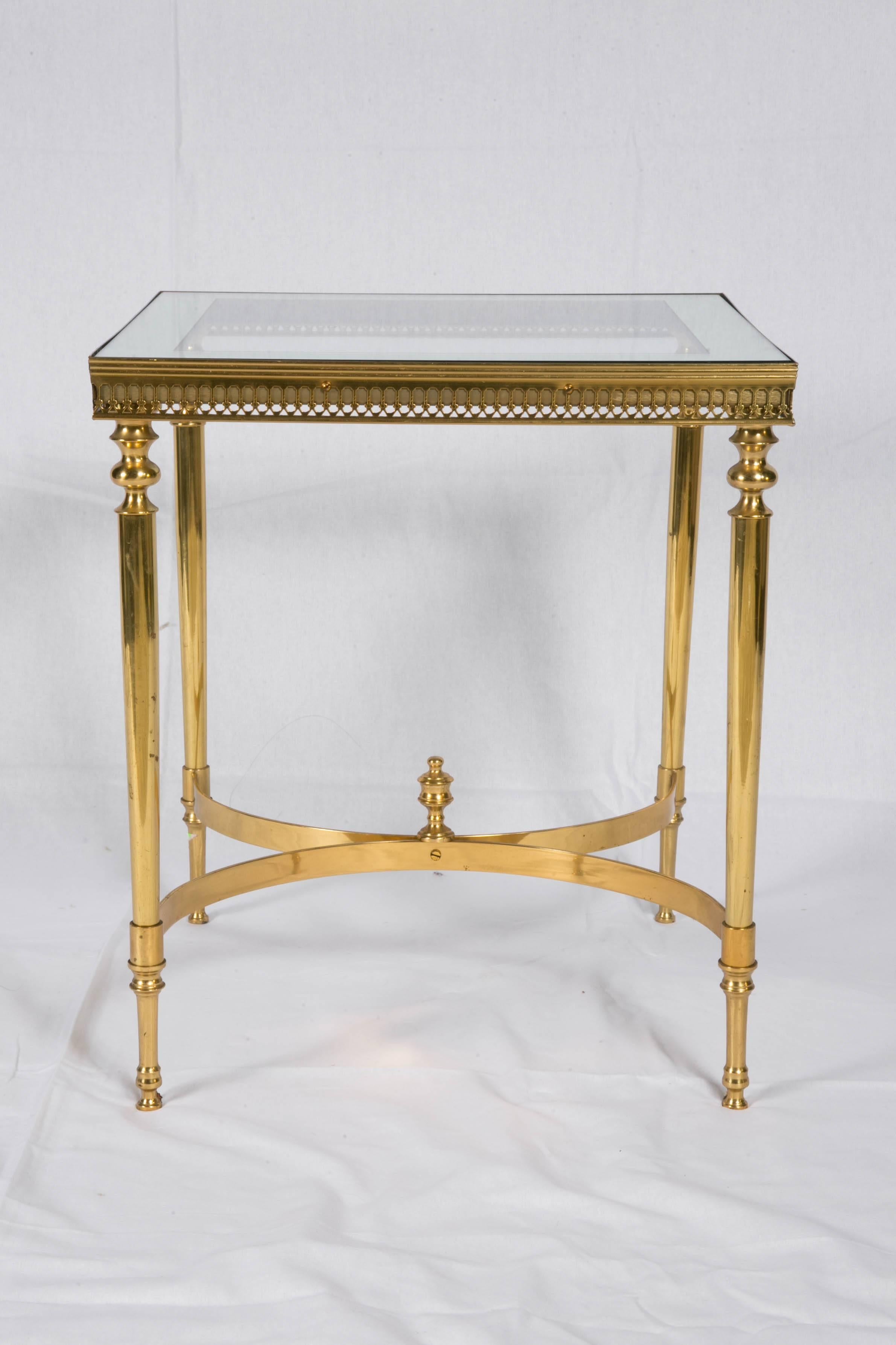 French Pair of Maison Baguès Side Tables