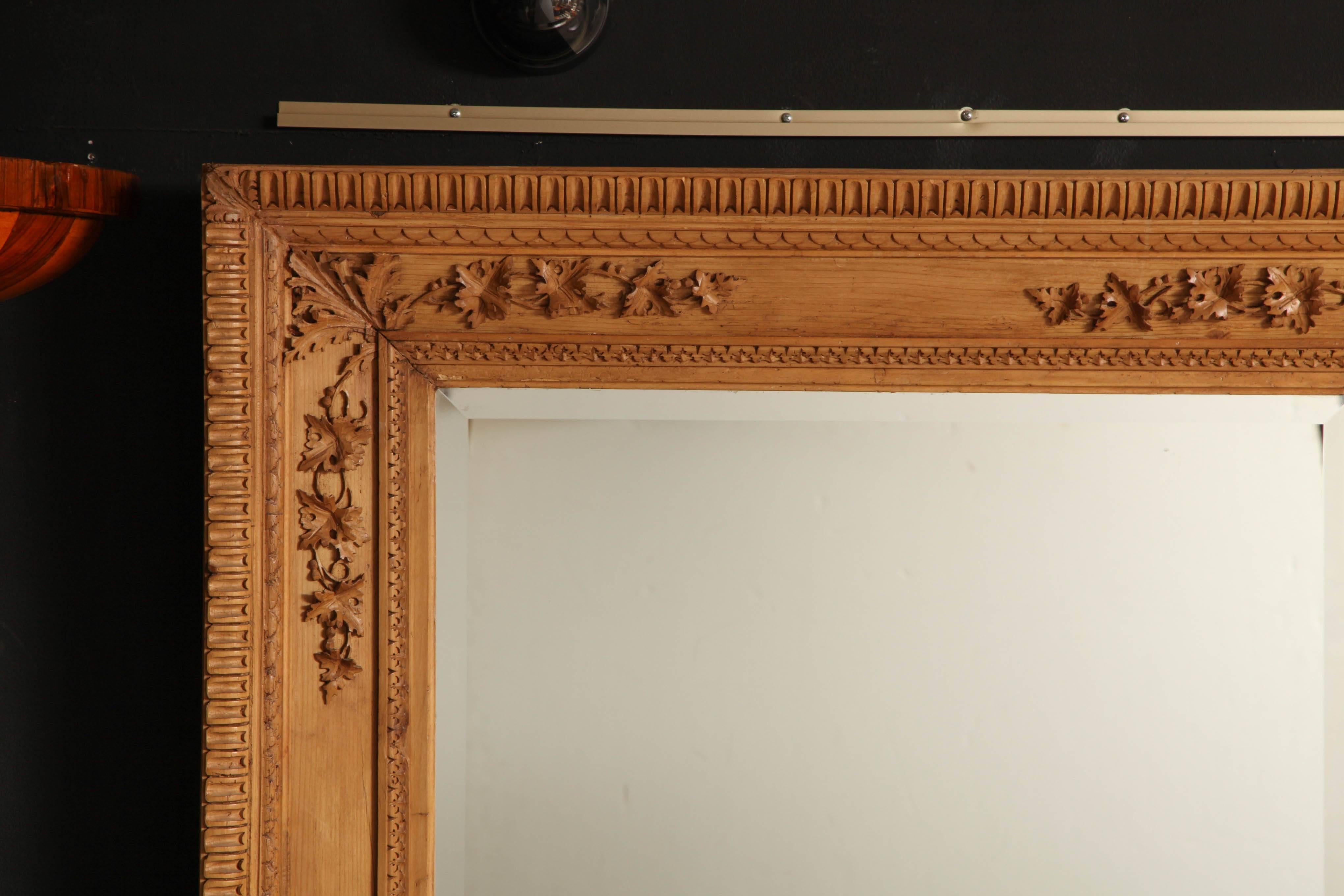 American Aesthetic Movement Carved Pine Mirror In Good Condition In Westwood, NJ