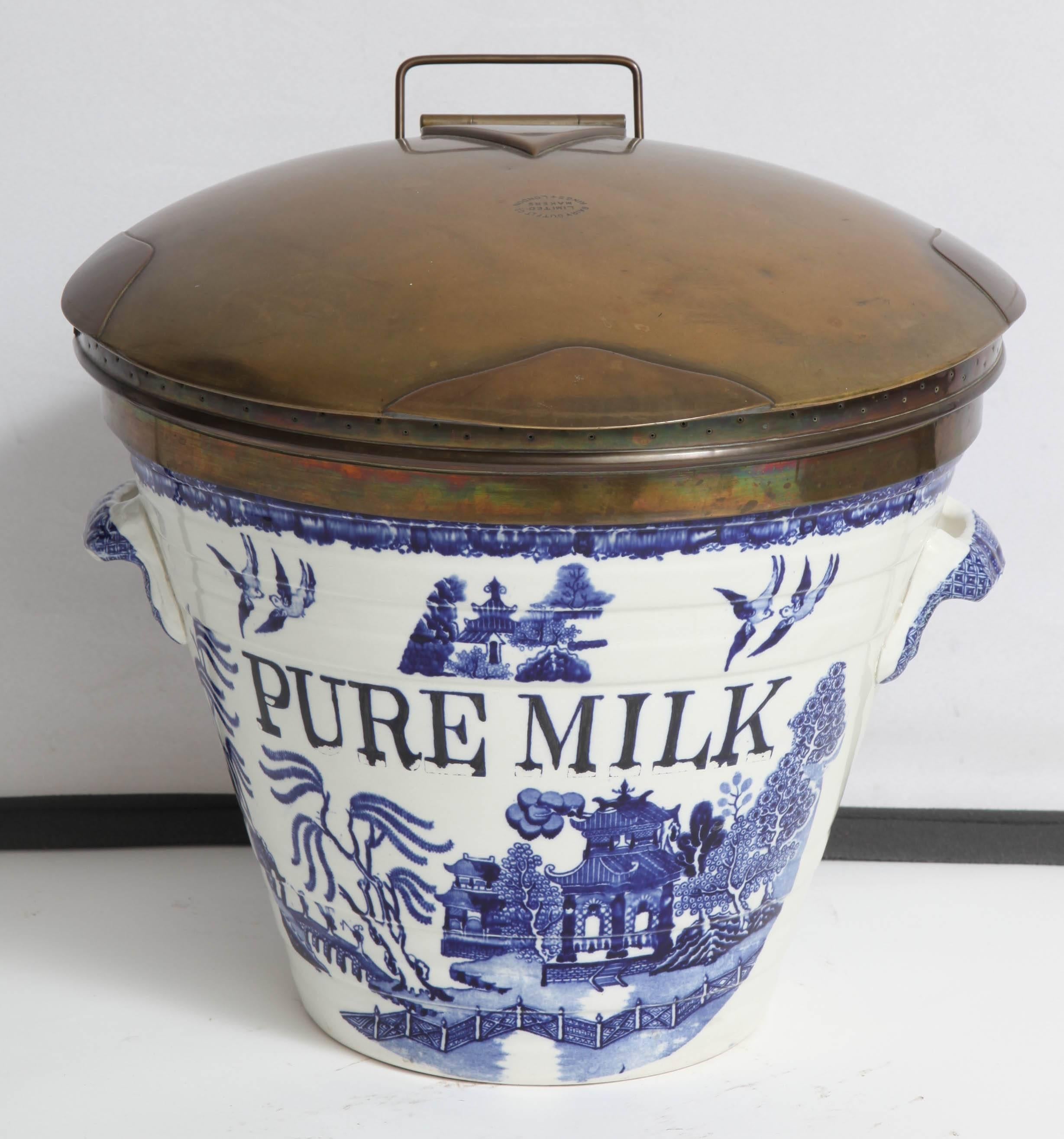 Extraordinary traditional milk pail with the Classic blue willow motif.
Designed by Thomas Minton, circa 1790s. The blue willow pattern has been a staple in English housewares for over 200 years.

 