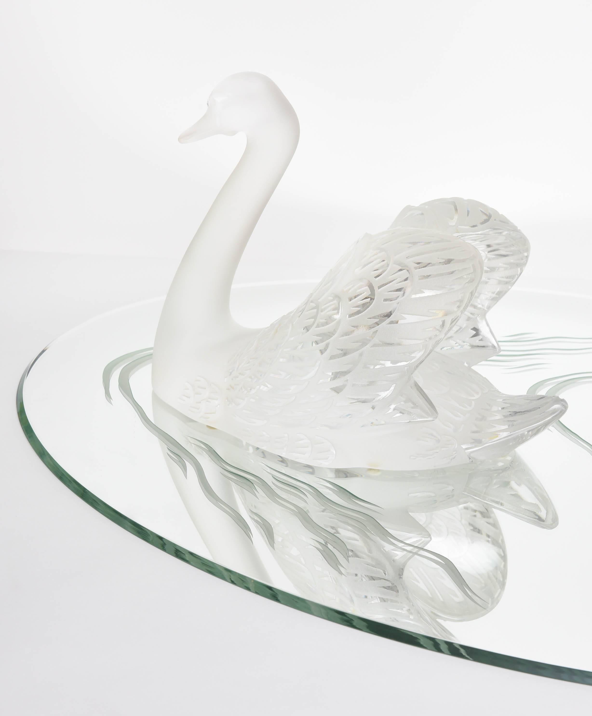 20th Century Pair of Vintage Lalique Swans with Plateau