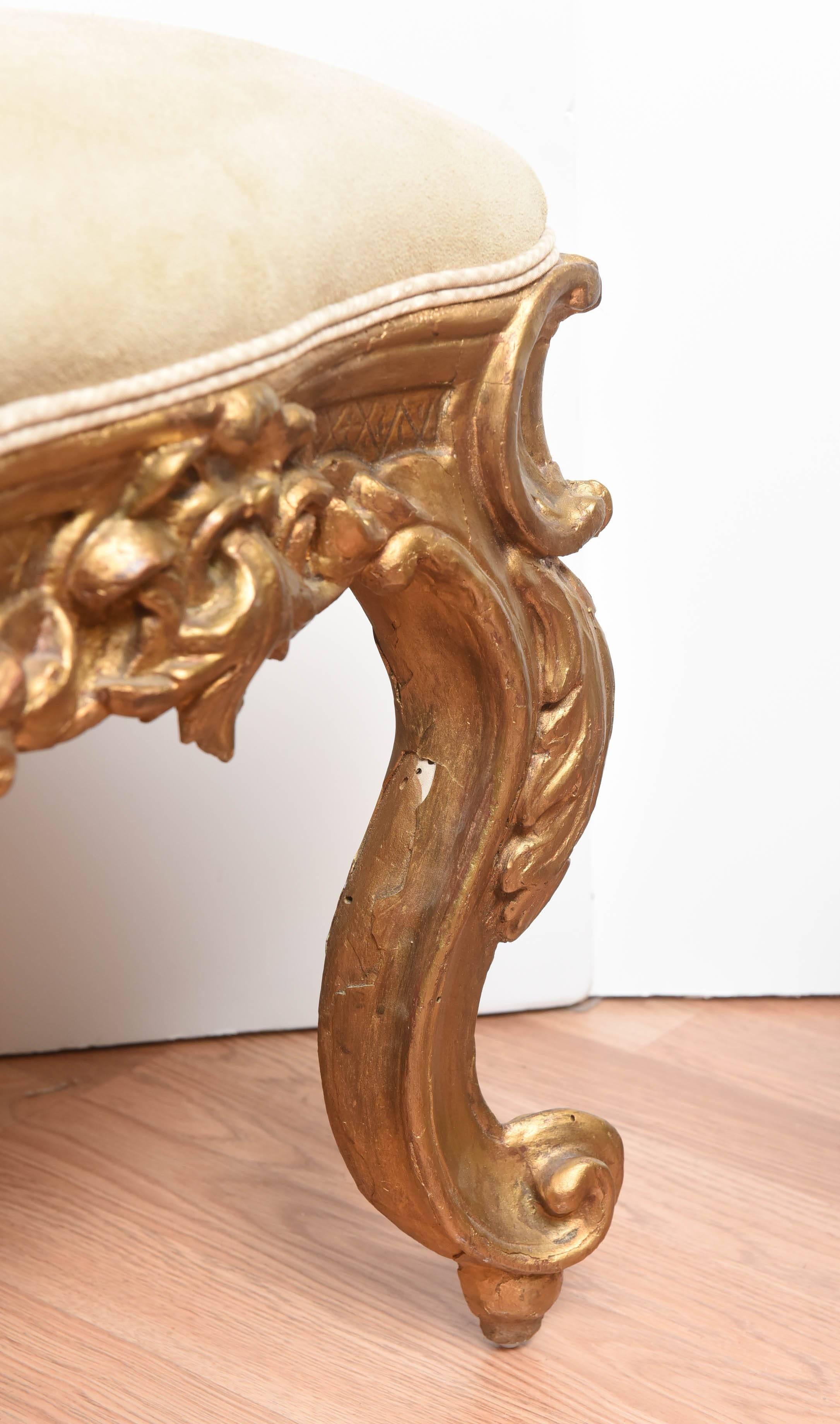 Pair of Antique Rococo Gilded Stools In Good Condition In West Palm Beach, FL