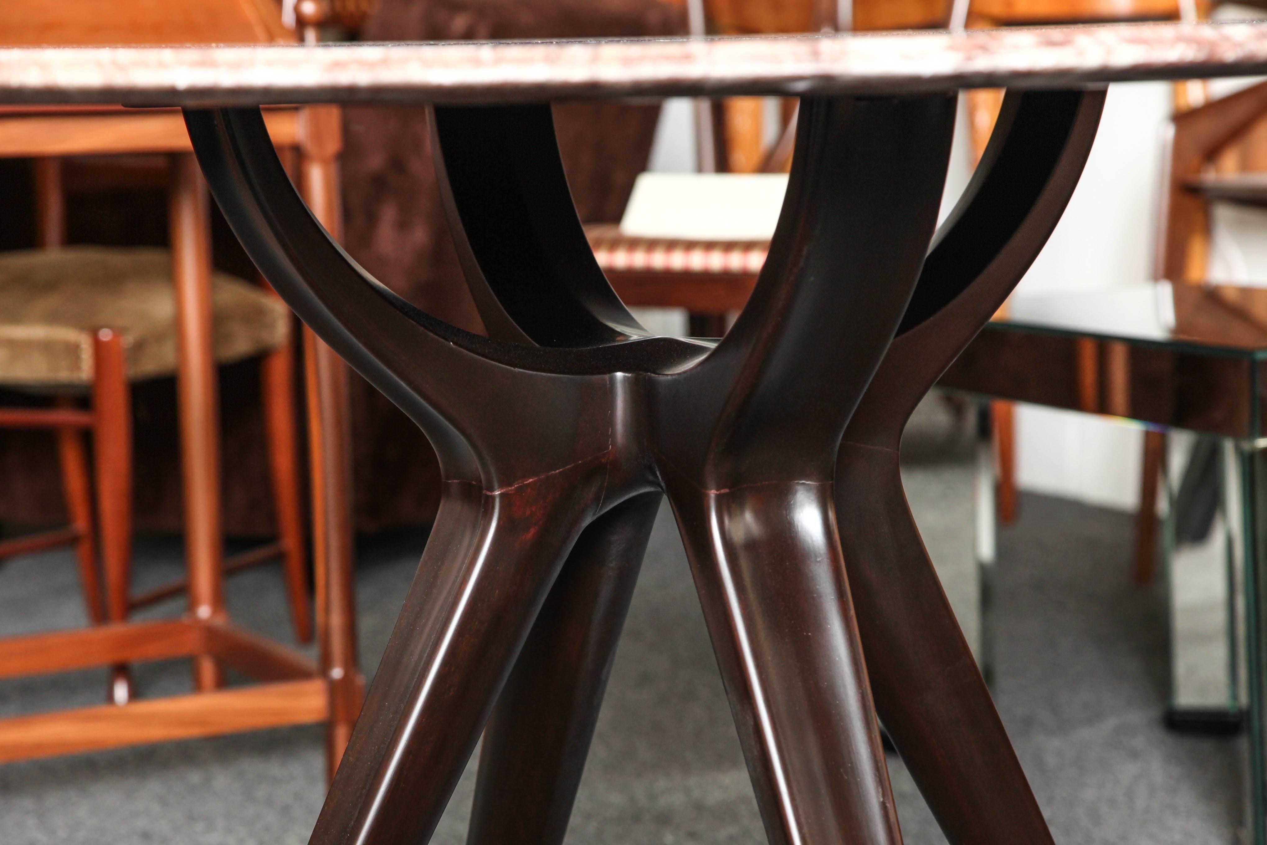 Italian Osvaldo Borsani Dining Table with 2 Large Extensions Leaves made in Italy For Sale
