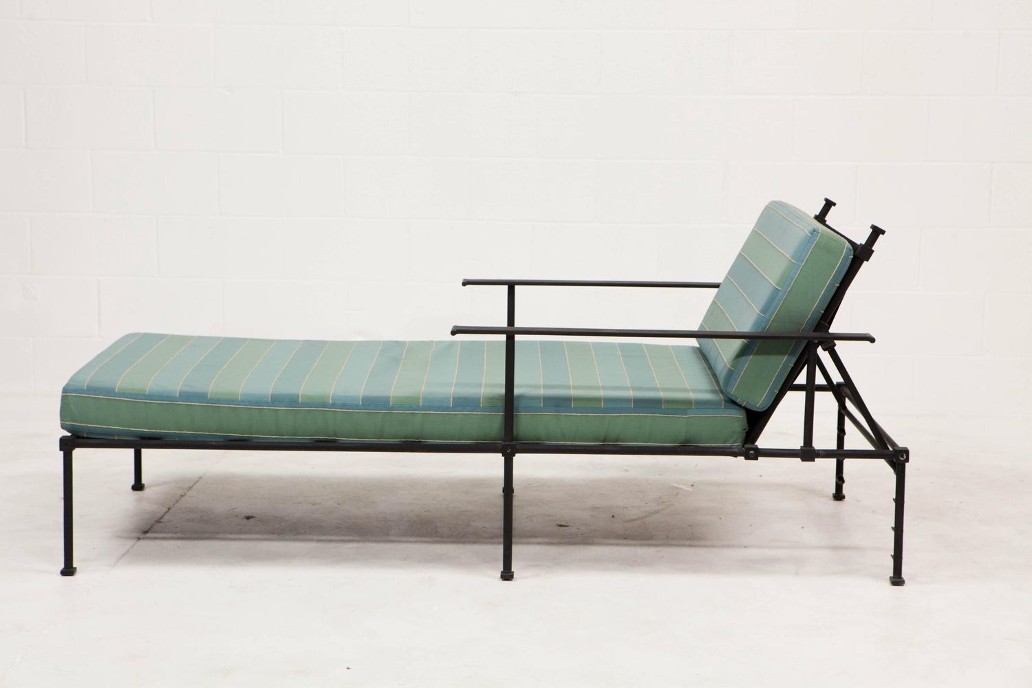 Outdoor Vintage Chaise Lounges at 1stdibs