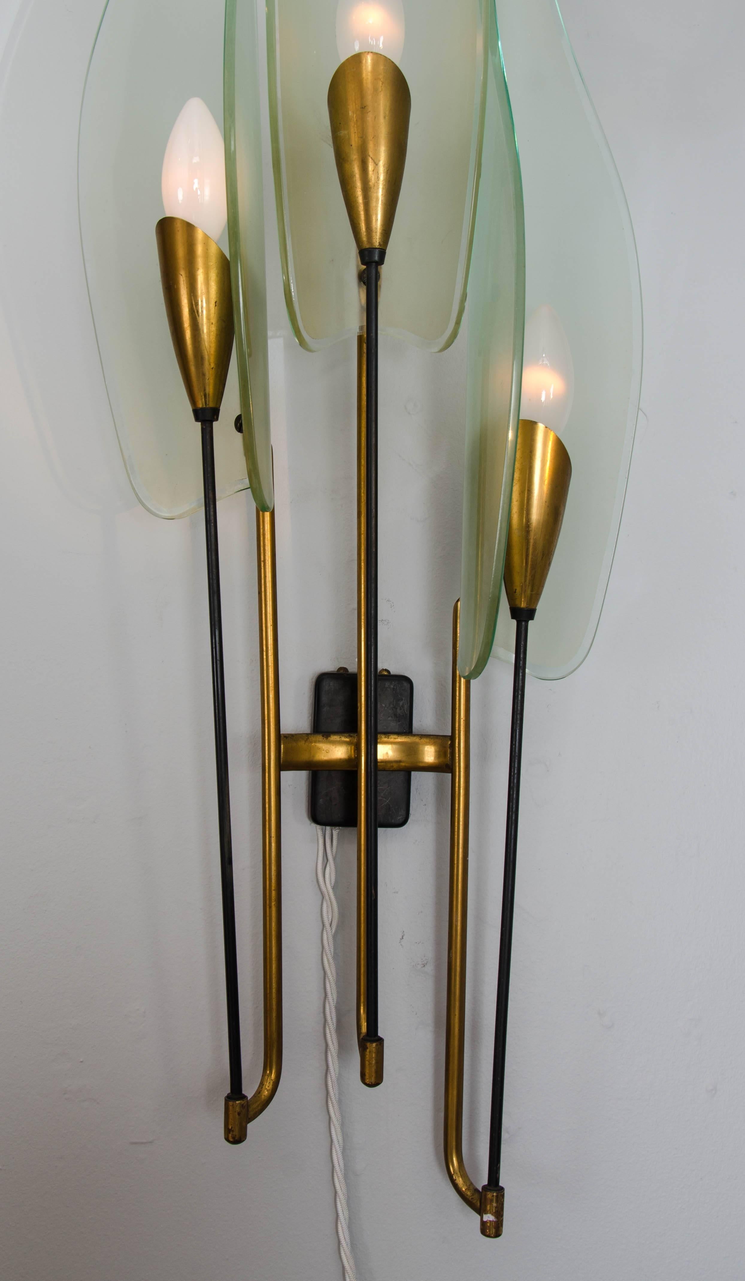 Pair of Italian Wall Lights, circa 1955 in the style of Max Ingrand. In Good Condition For Sale In London, GB
